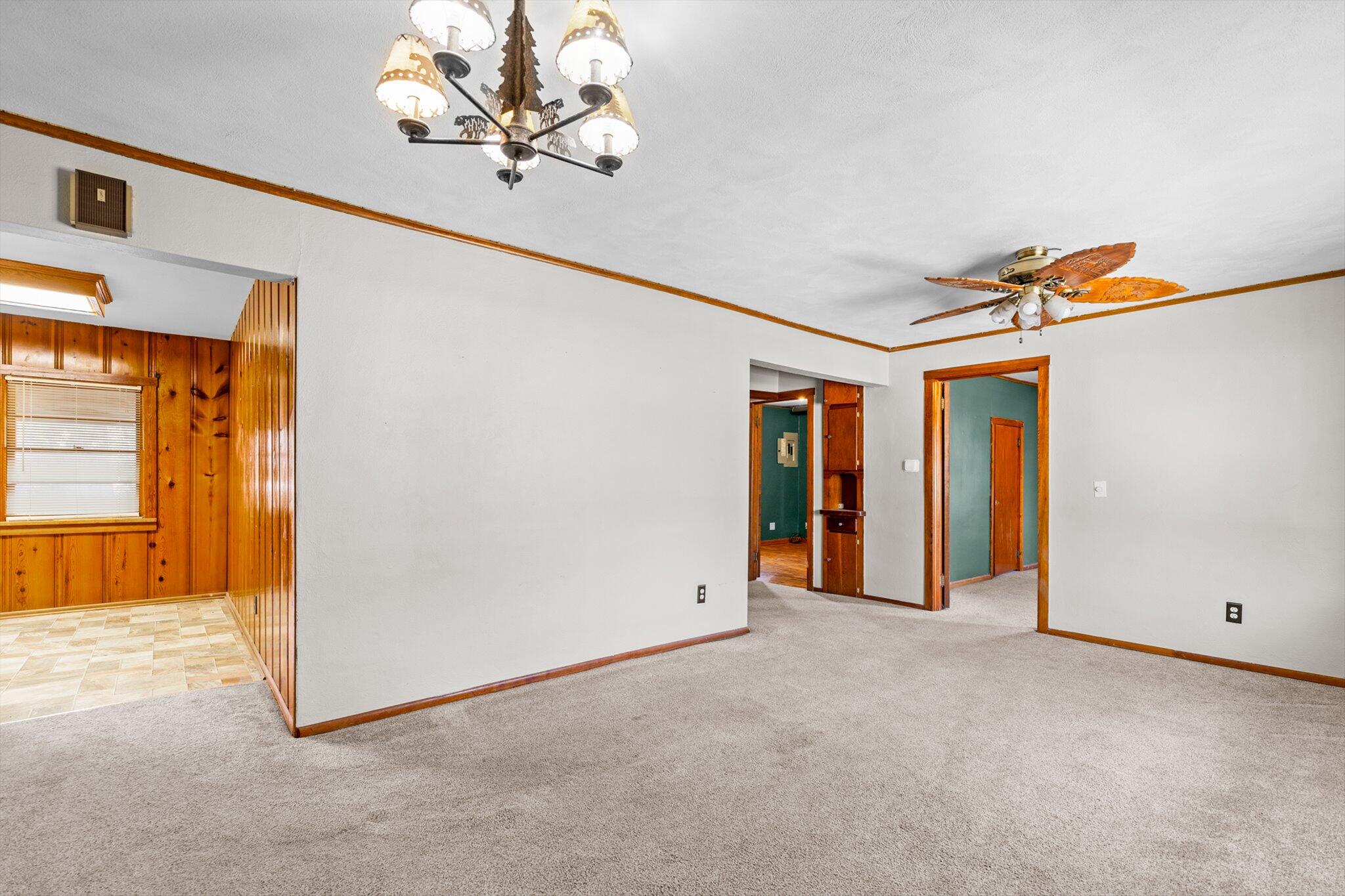 607 Wyatt Avenue Property Photo 5