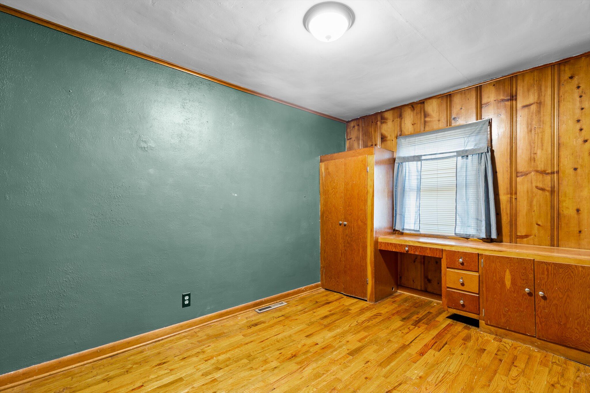 607 Wyatt Avenue Property Photo 12