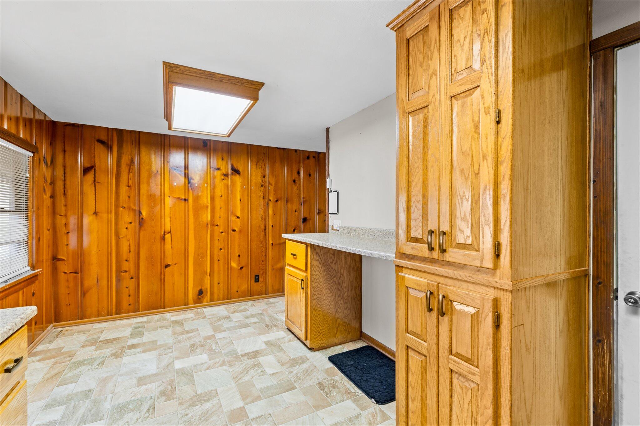 607 Wyatt Avenue Property Photo 16