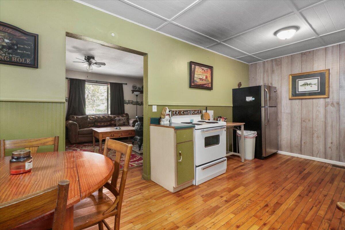 1300 County Road 113 Property Photo 17