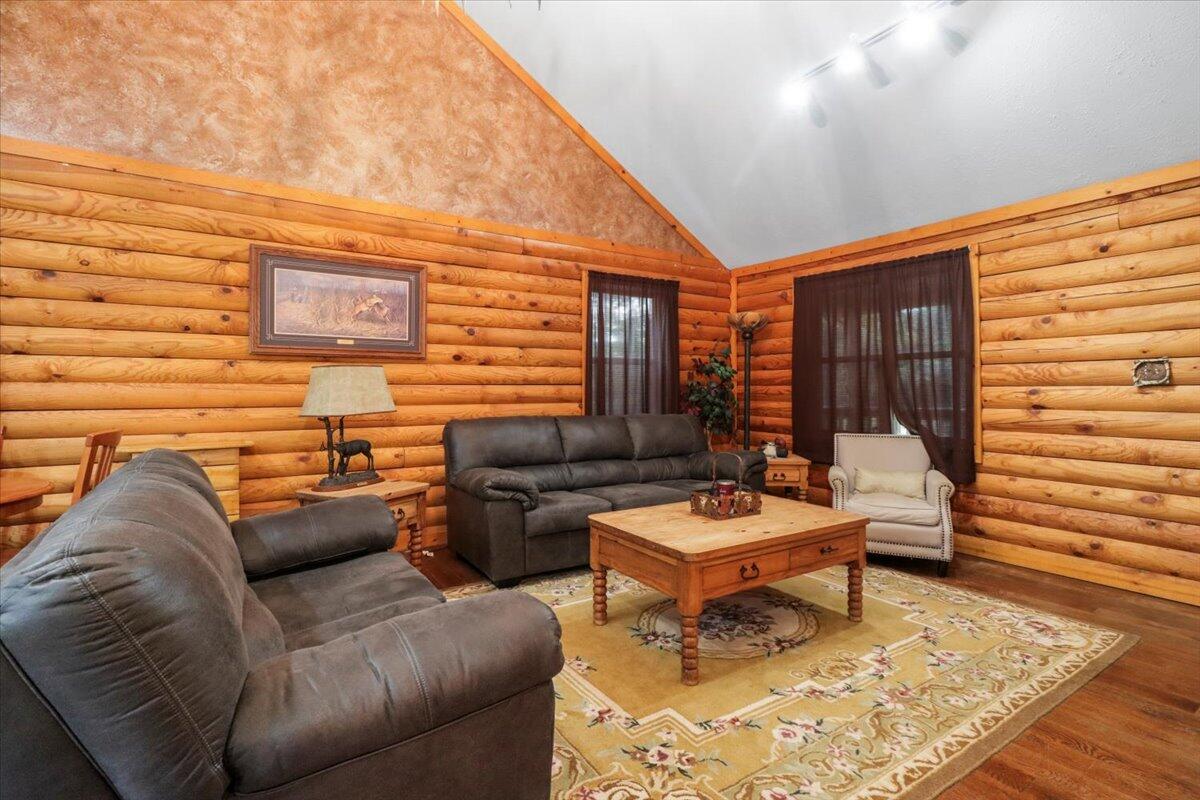 1300 County Road 113 Property Photo 24