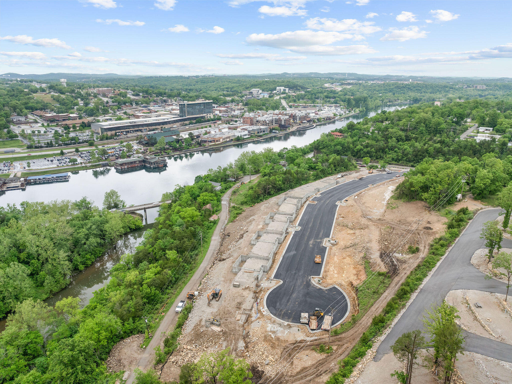 000 Glasswater Condominiums Property Photo 1
