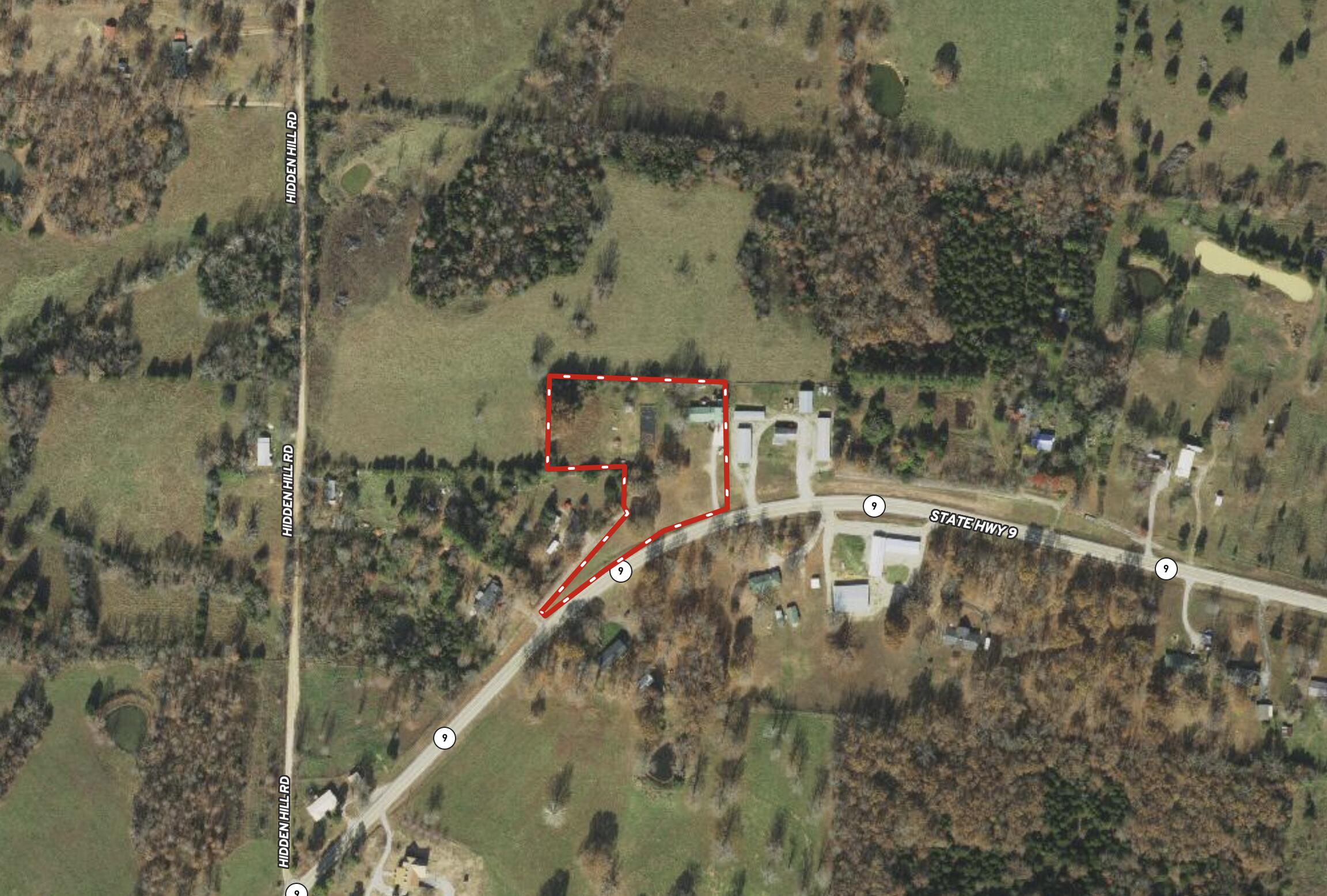 17136 North 9 Highway Property Photo 2