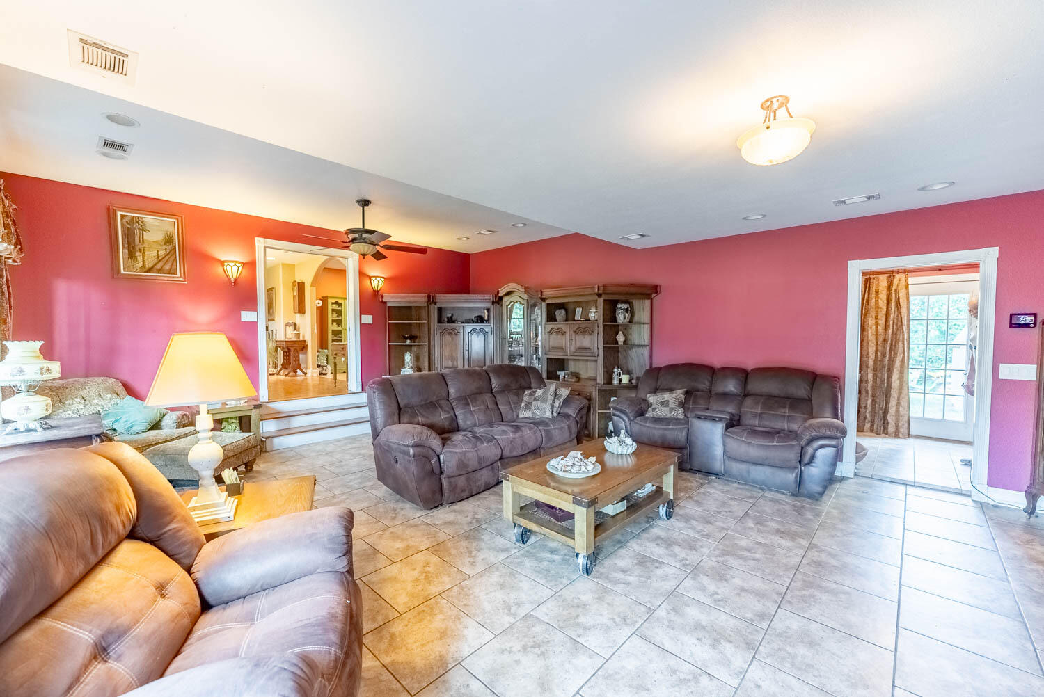 17136 North 9 Highway Property Photo 12