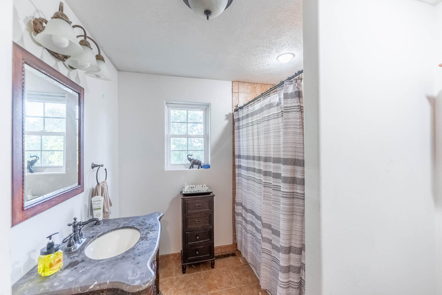 17136 North 9 Highway Property Photo 25
