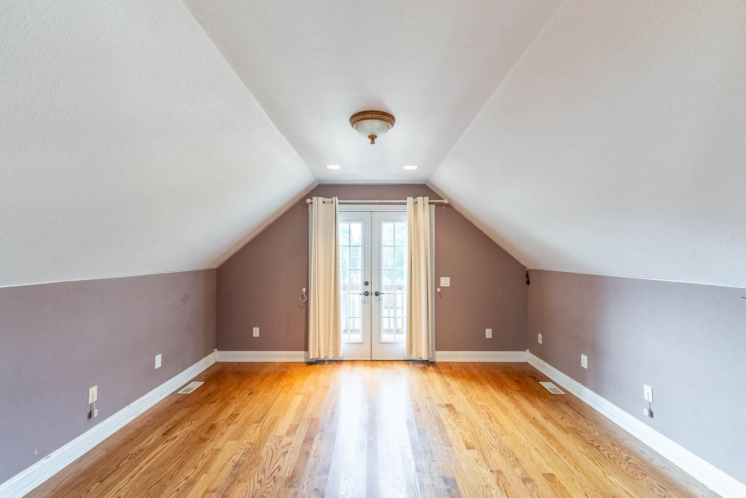 17136 North 9 Highway Property Photo 37