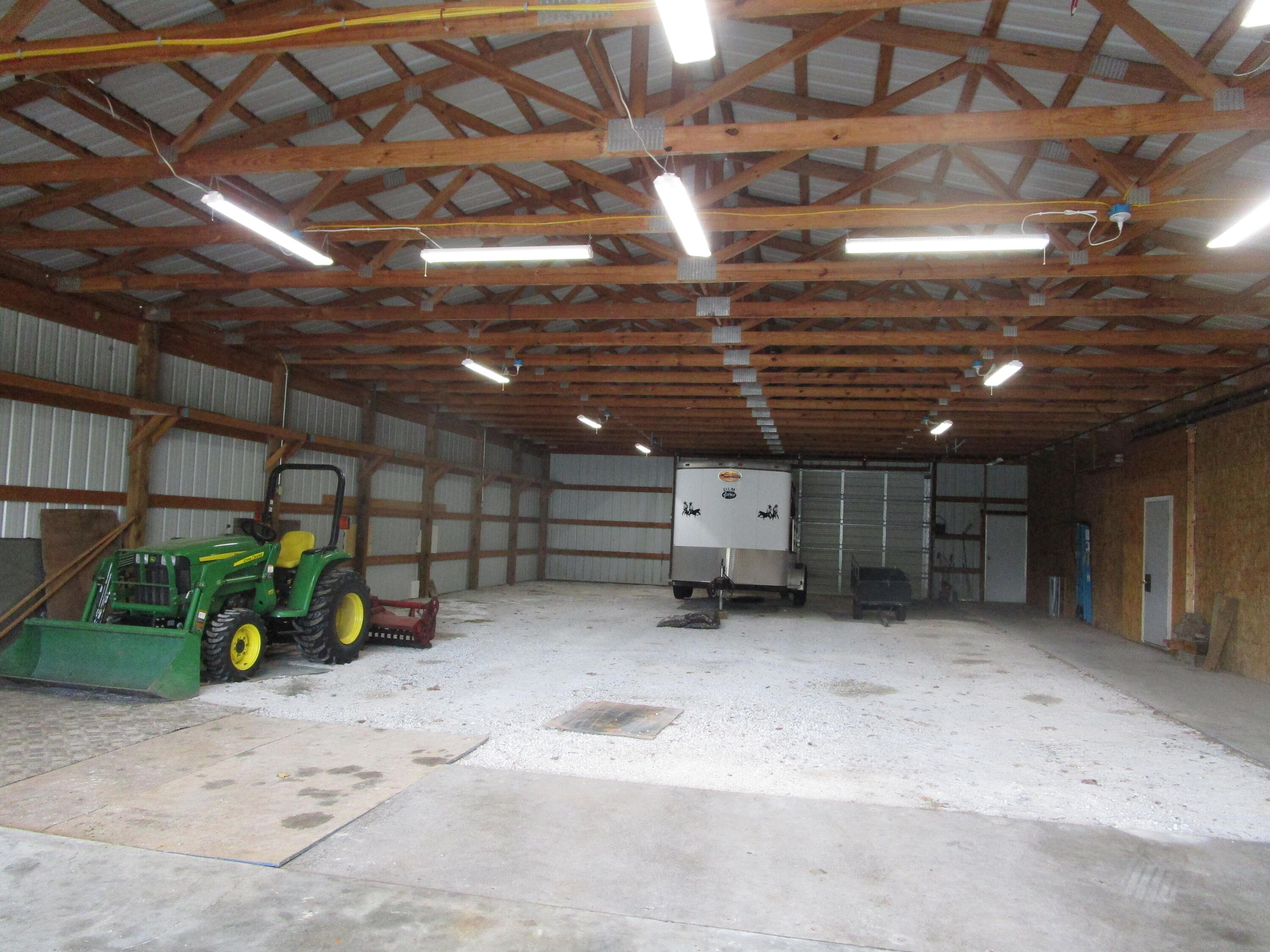 16427 Farm Road 2007 Property Photo 8