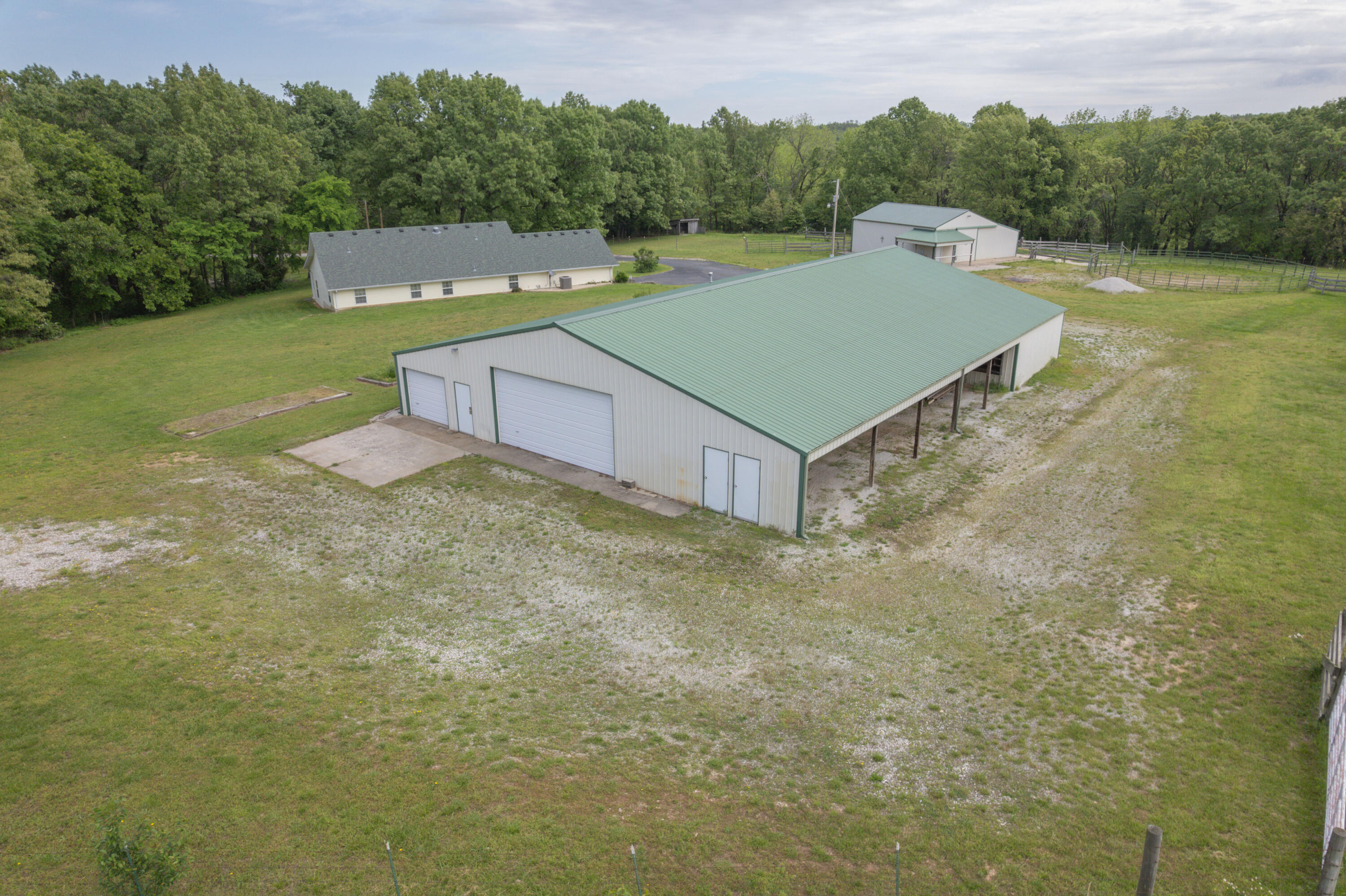 16427 Farm Road 2007 Property Photo 16