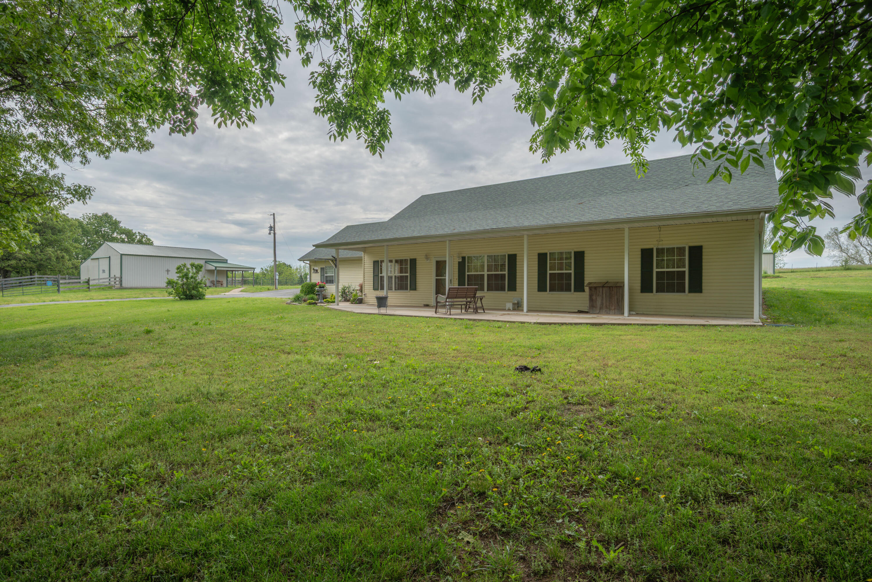 16427 Farm Road 2007 Property Photo 17