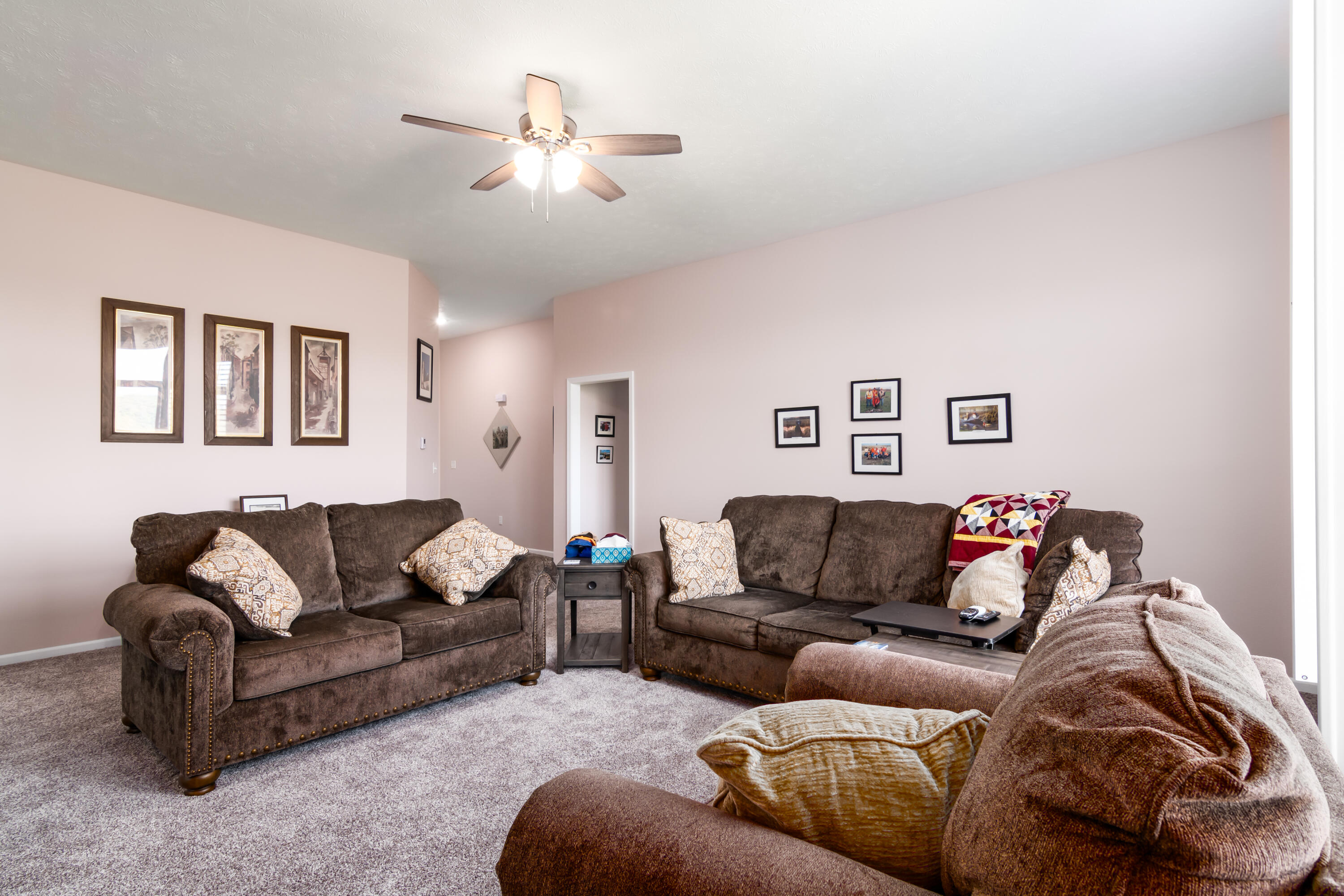 880 Black Forest Lane Property Photo 8