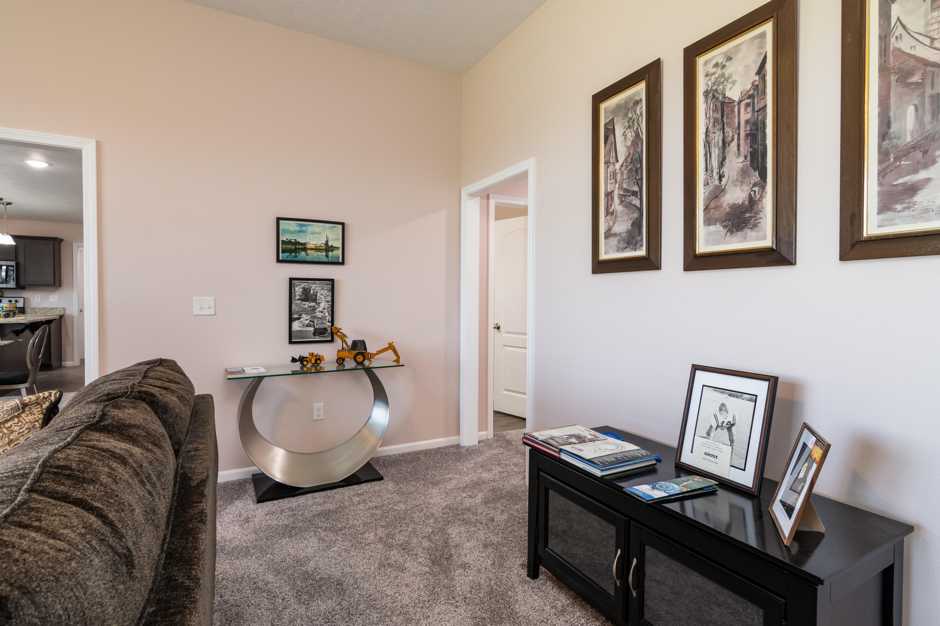880 Black Forest Lane Property Photo 9