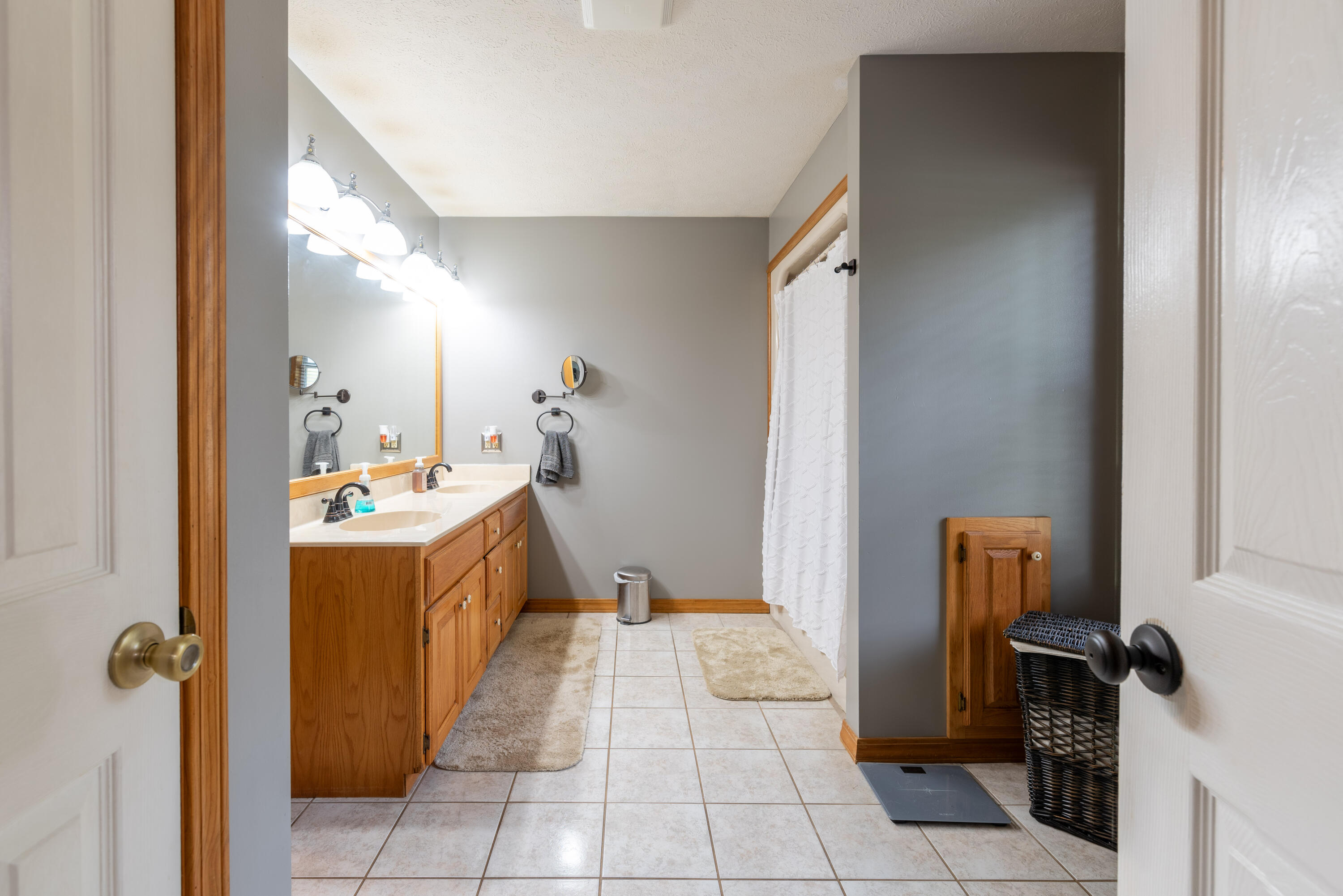 2194 East Farm Road 56 Property Photo 21