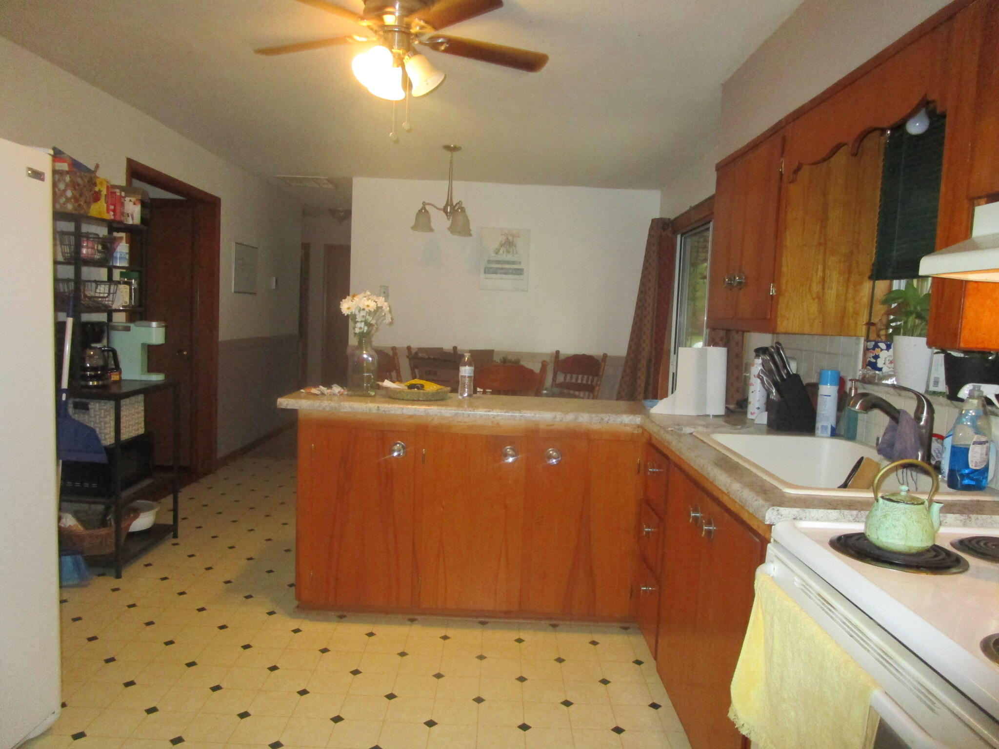 305 Maplewood Court Property Photo 7