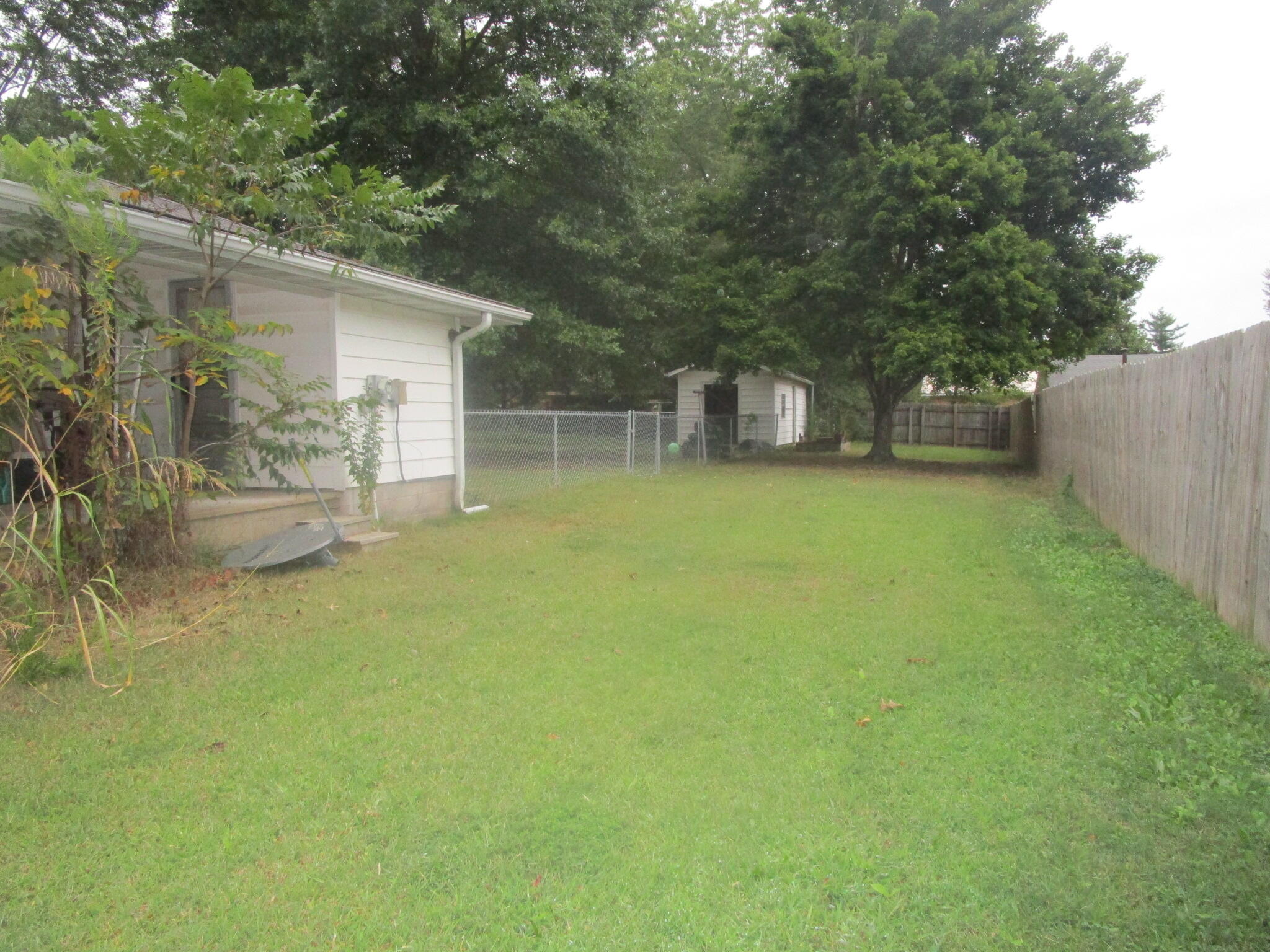 305 Maplewood Court Property Photo 16