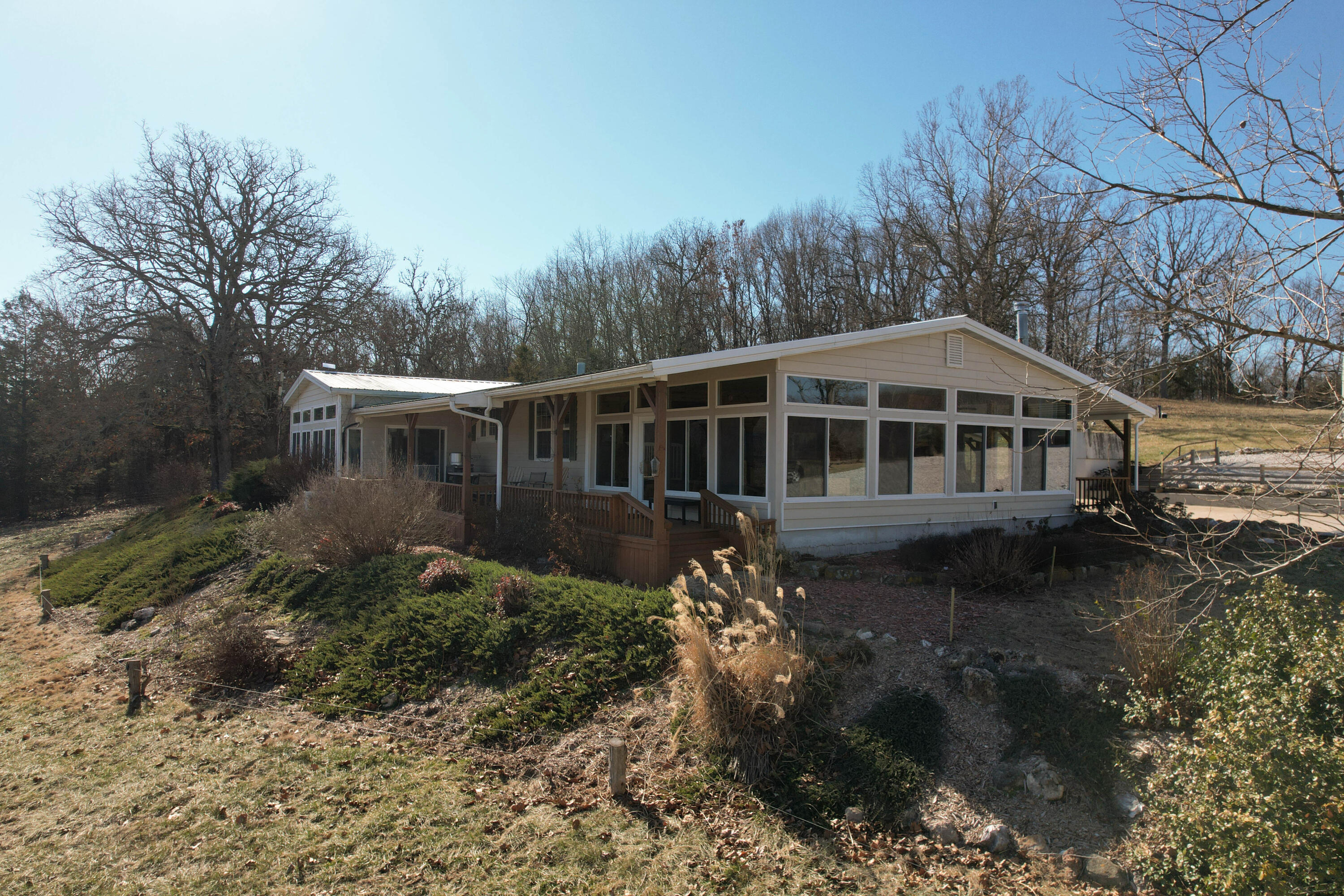 2351 Severs Road Property Photo 6