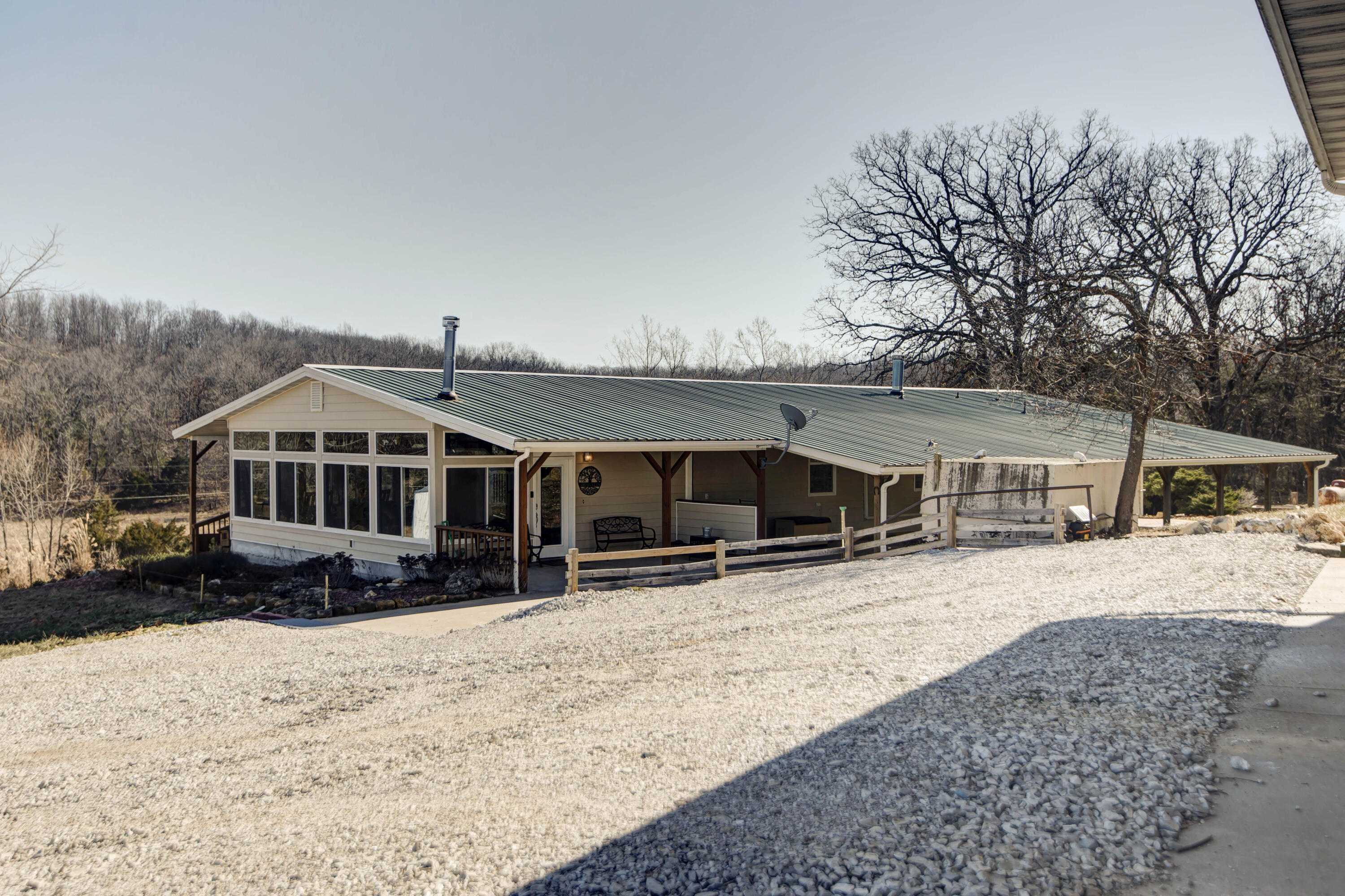 2351 Severs Road Property Photo 7