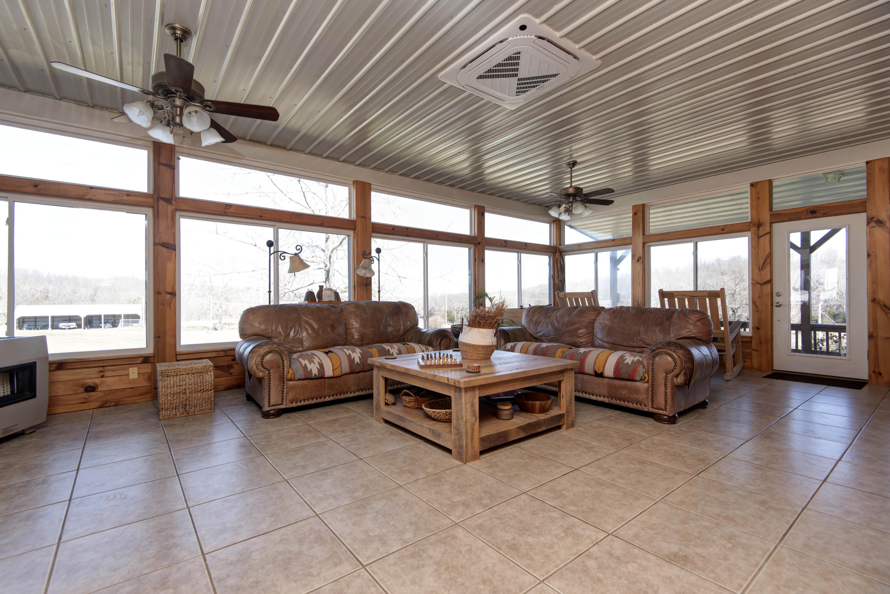 2351 Severs Road Property Photo 8