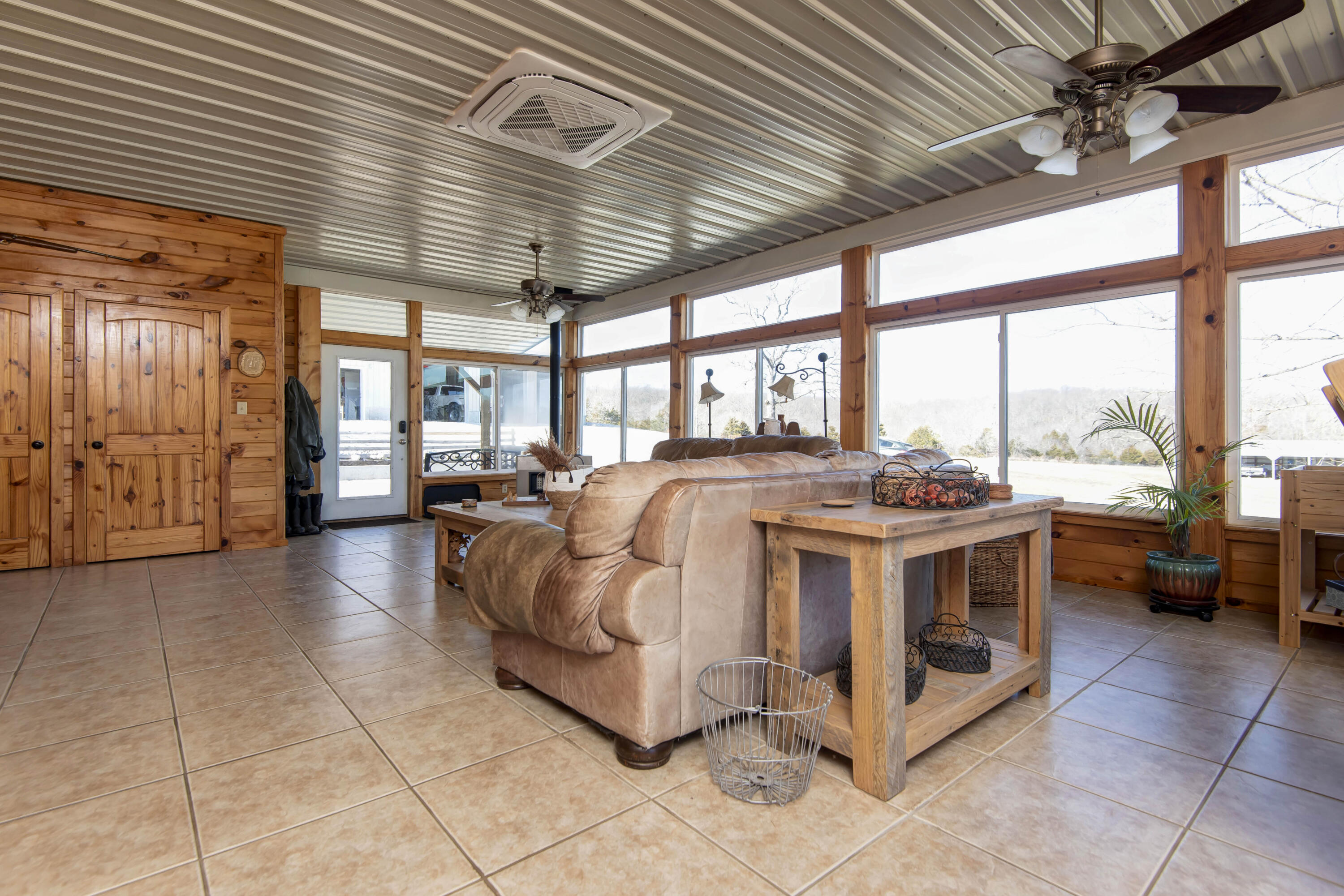 2351 Severs Road Property Photo 9