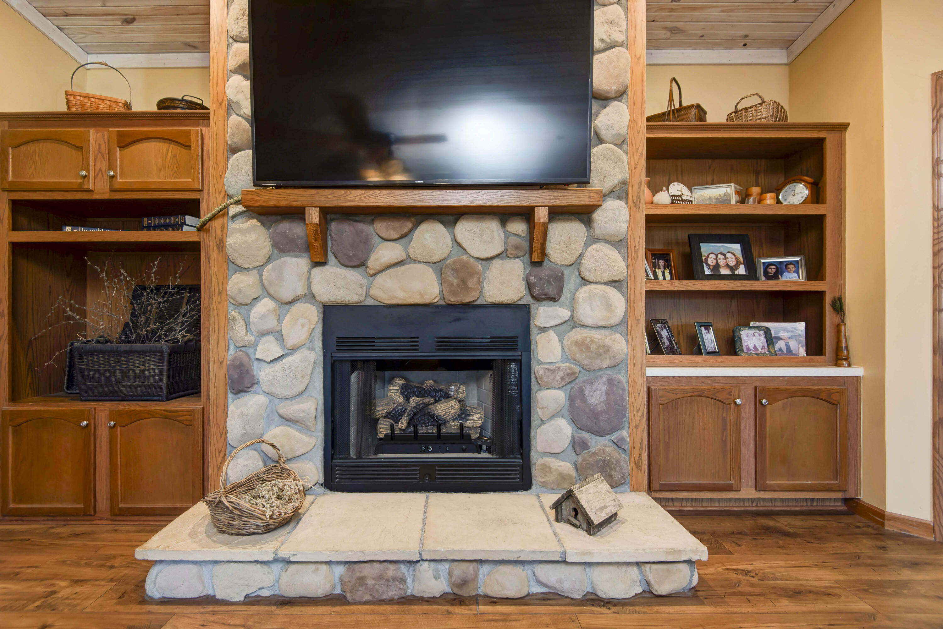 2351 Severs Road Property Photo 21