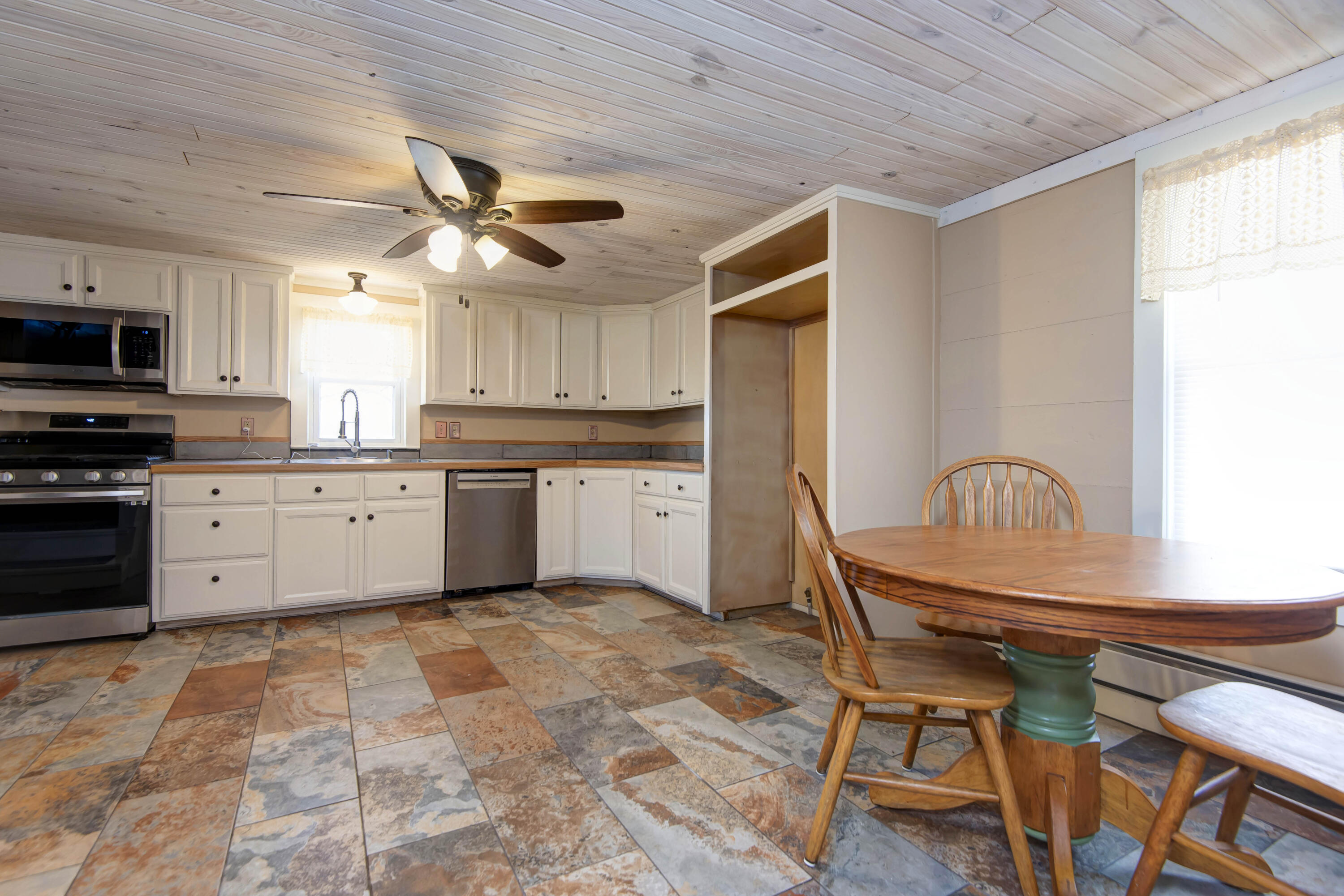 2351 Severs Road Property Photo 56