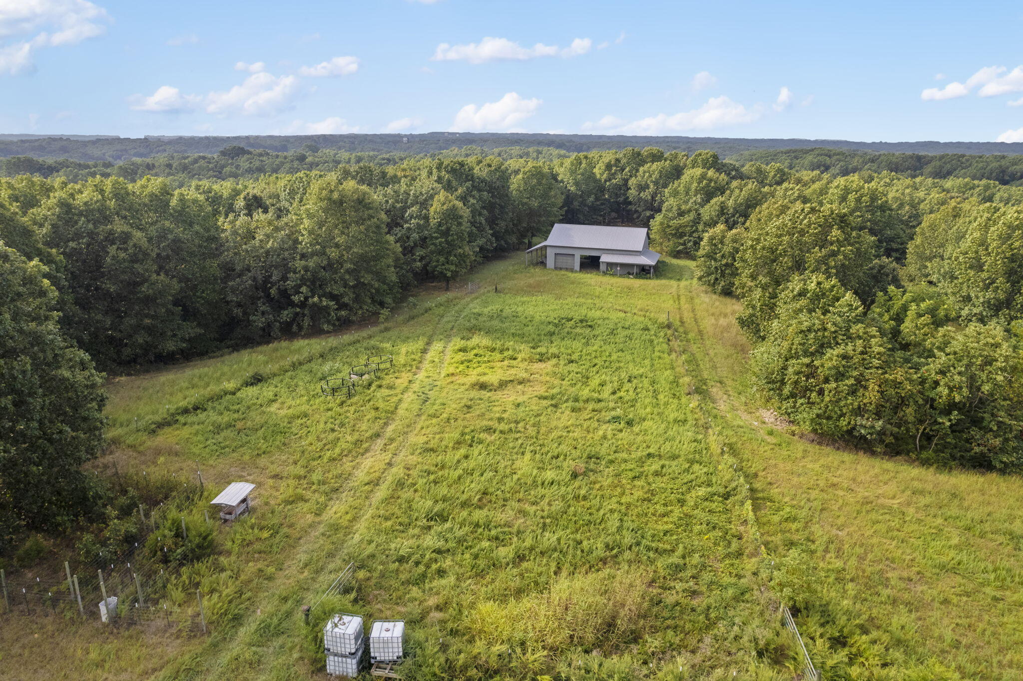 808 Coon Ridge Road Property Photo 2