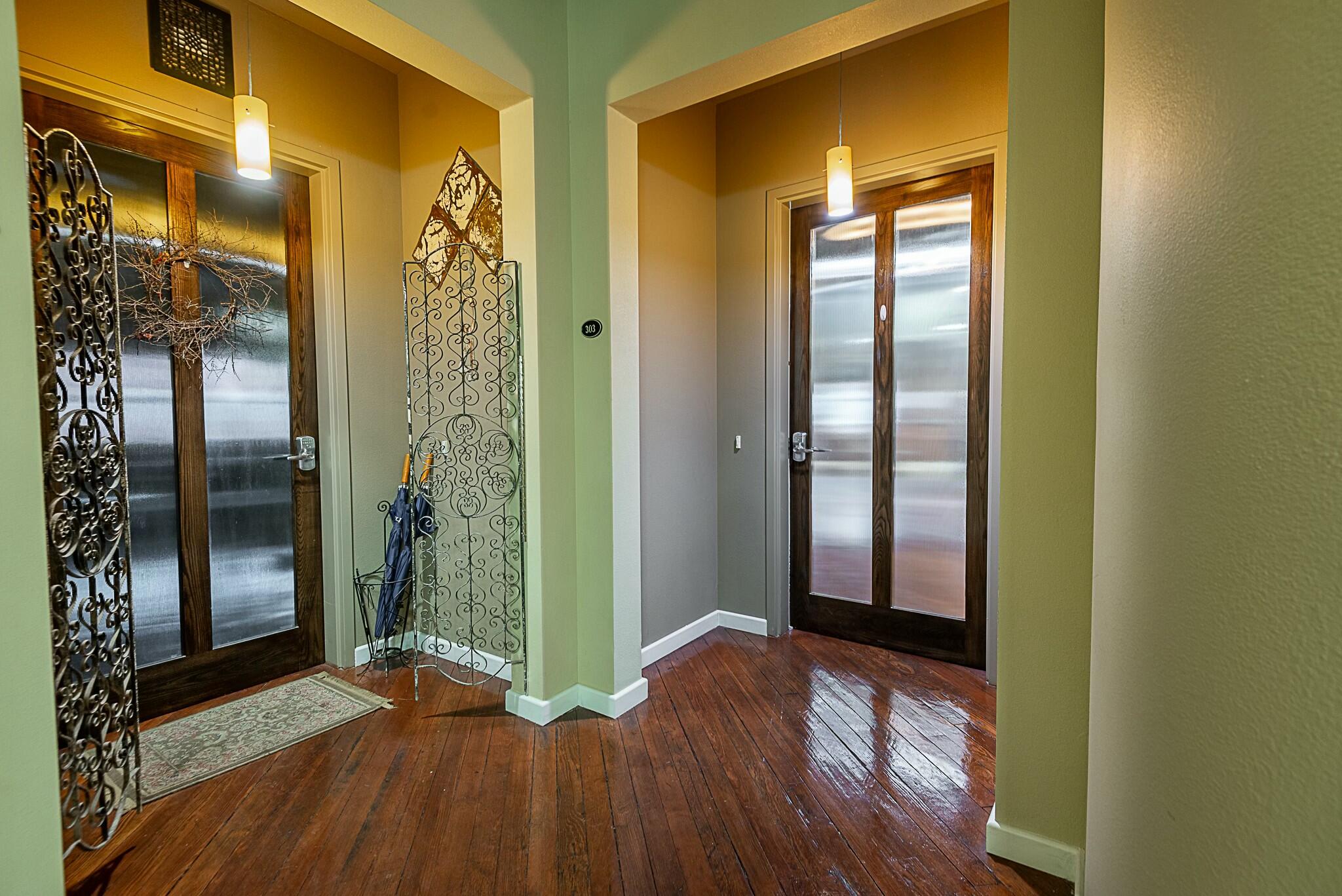 401 South Avenue Property Photo 1