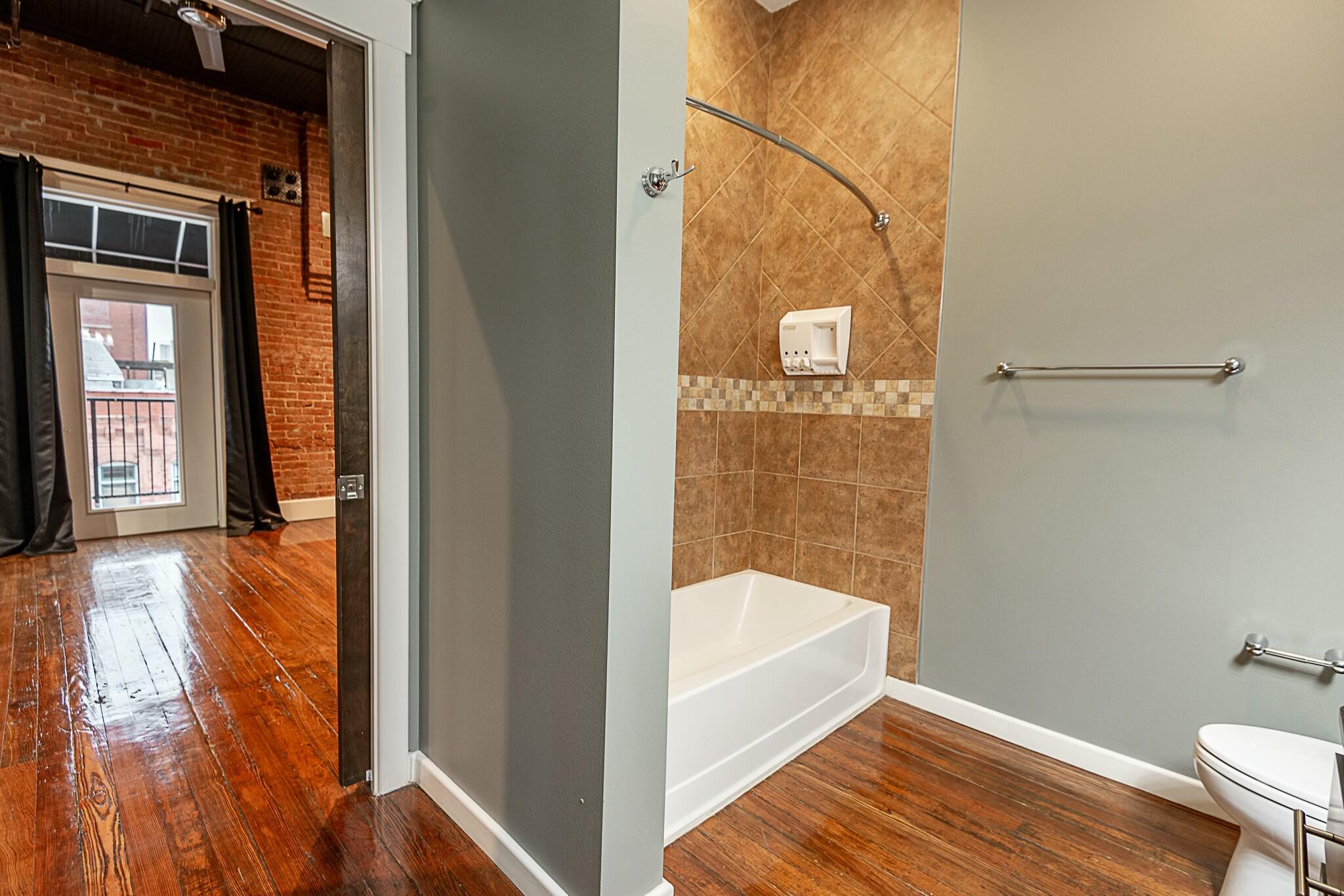 401 South Avenue Property Photo 15