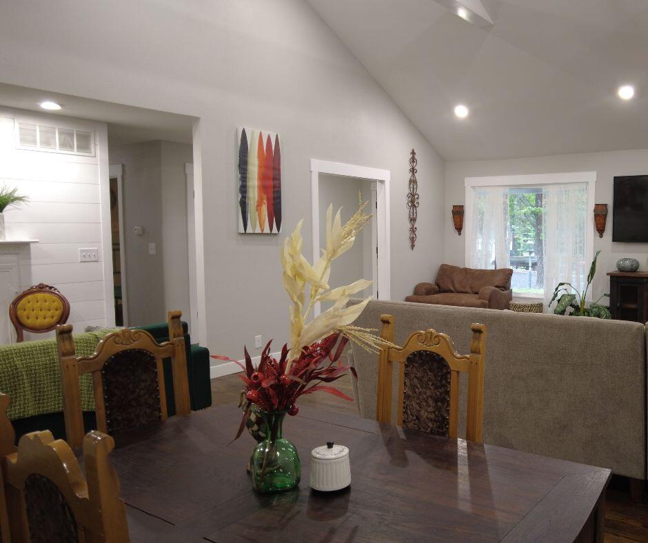 809 Cedar Hill Court Property Photo 9