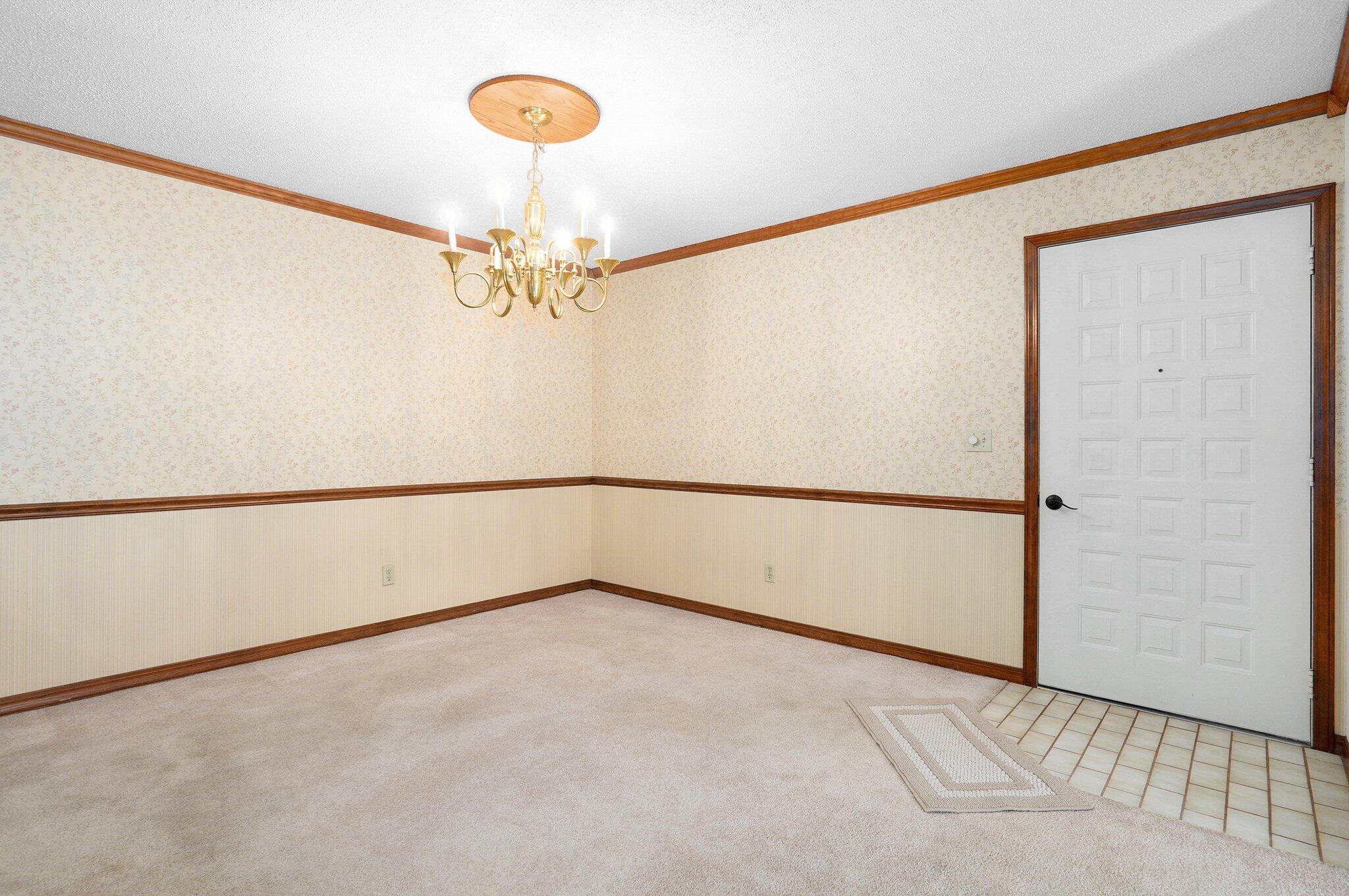 130 Wilshire Drive Property Photo 7