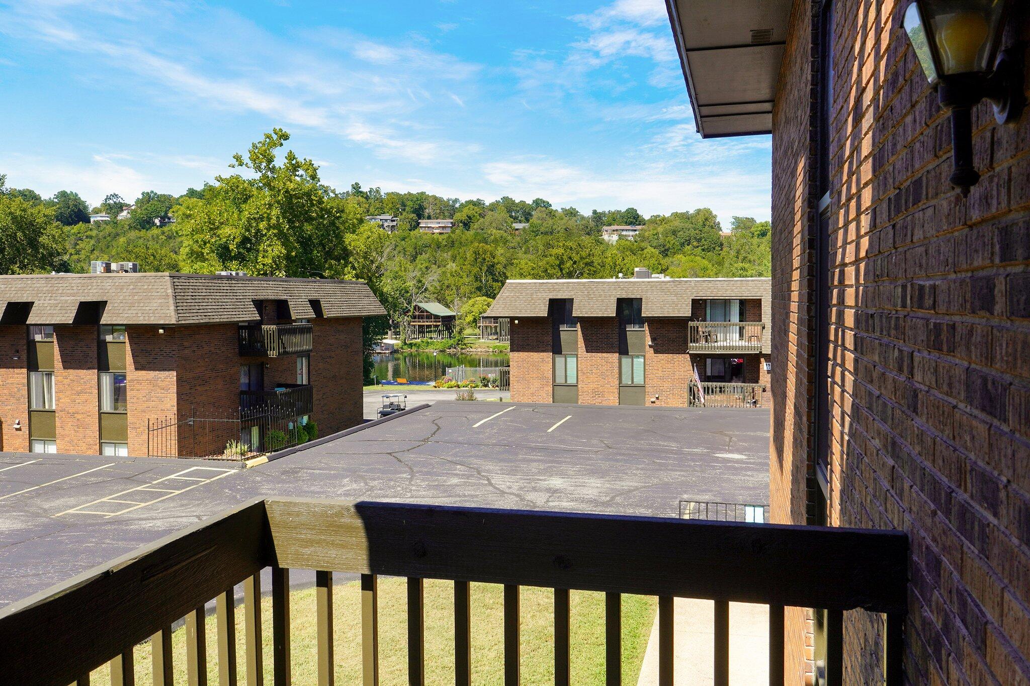 130 Wilshire Drive Property Photo 18