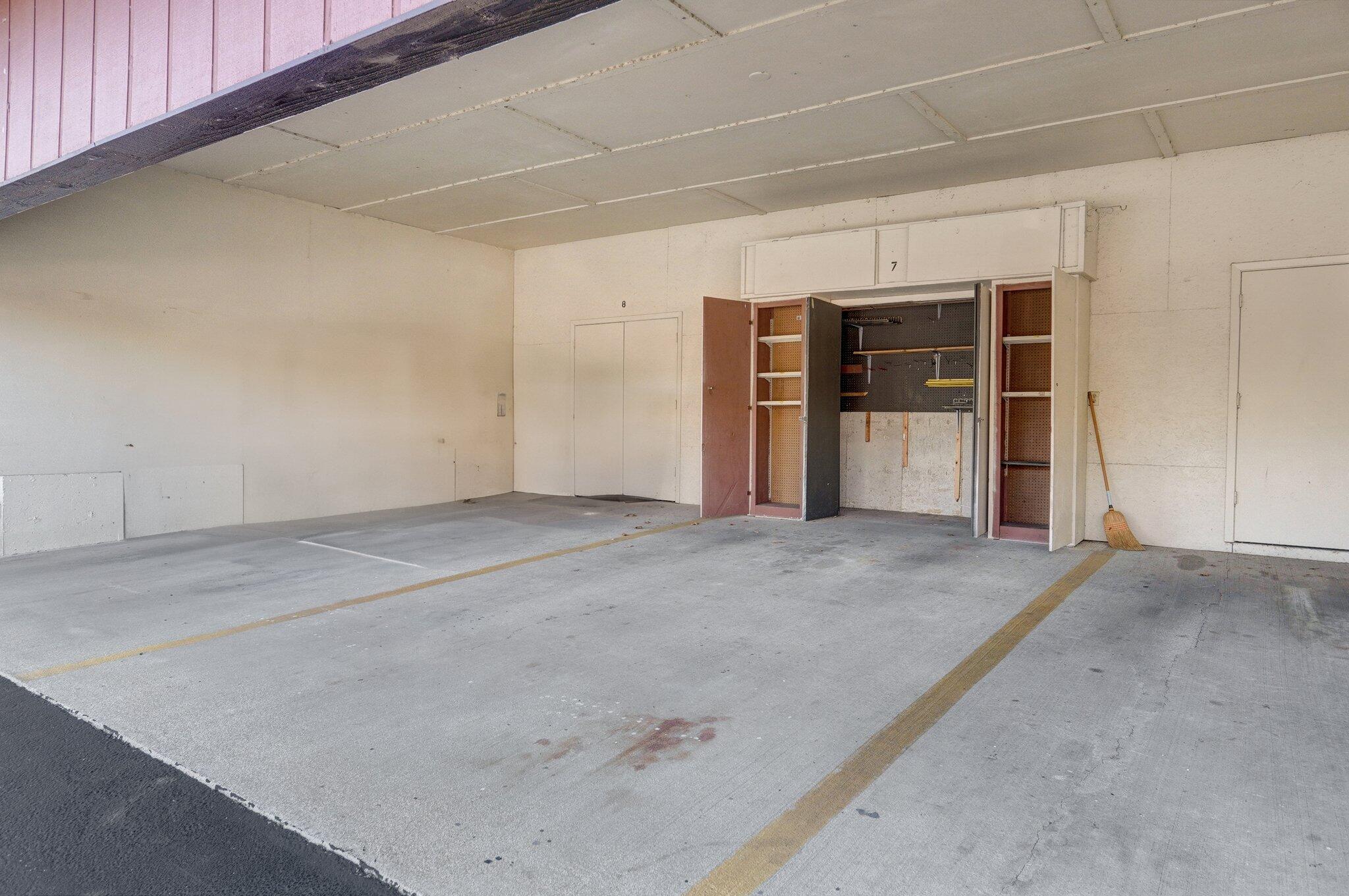 130 Wilshire Drive Property Photo 30