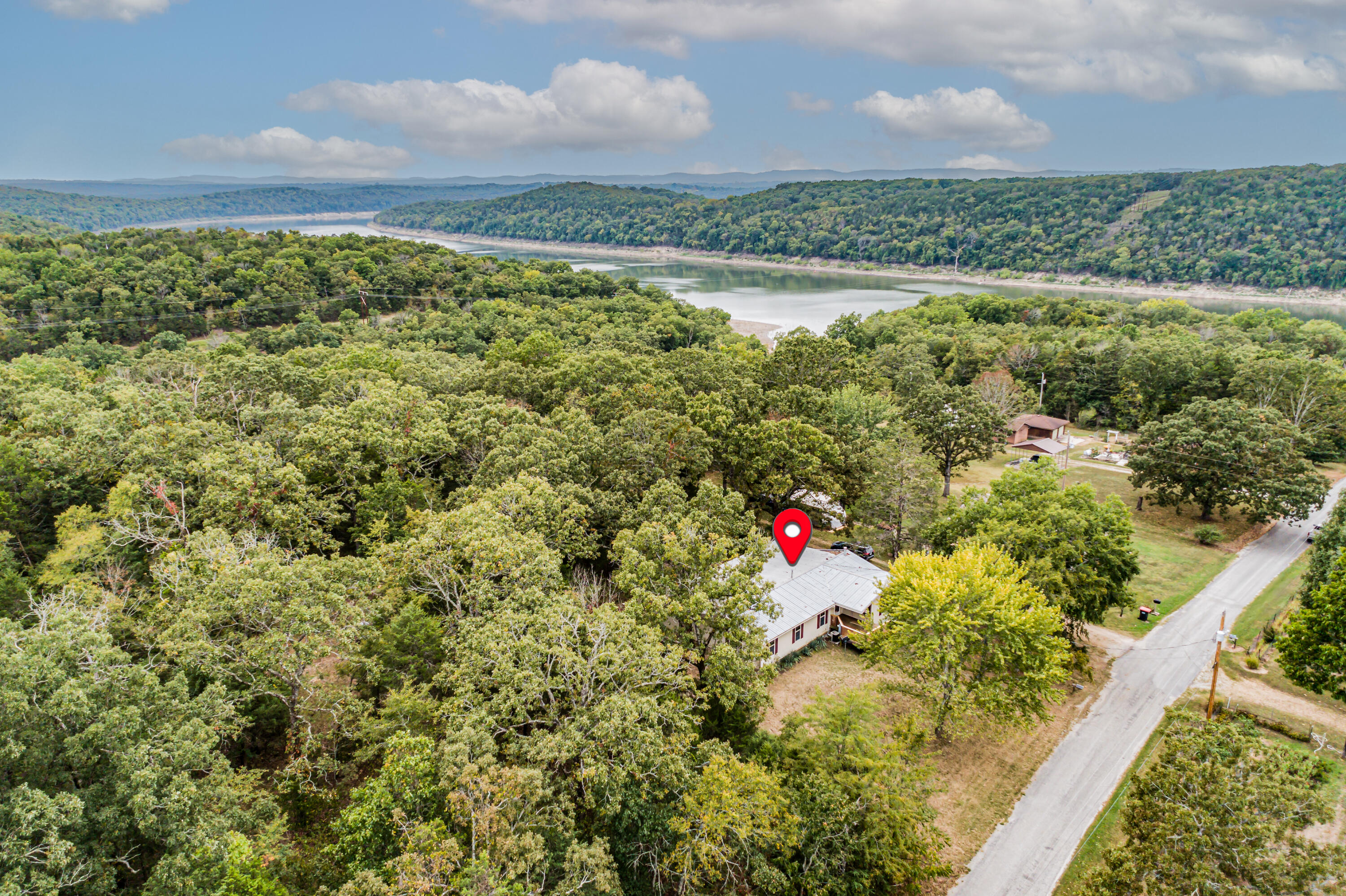 2145 Cotton Rock Road Property Photo 3