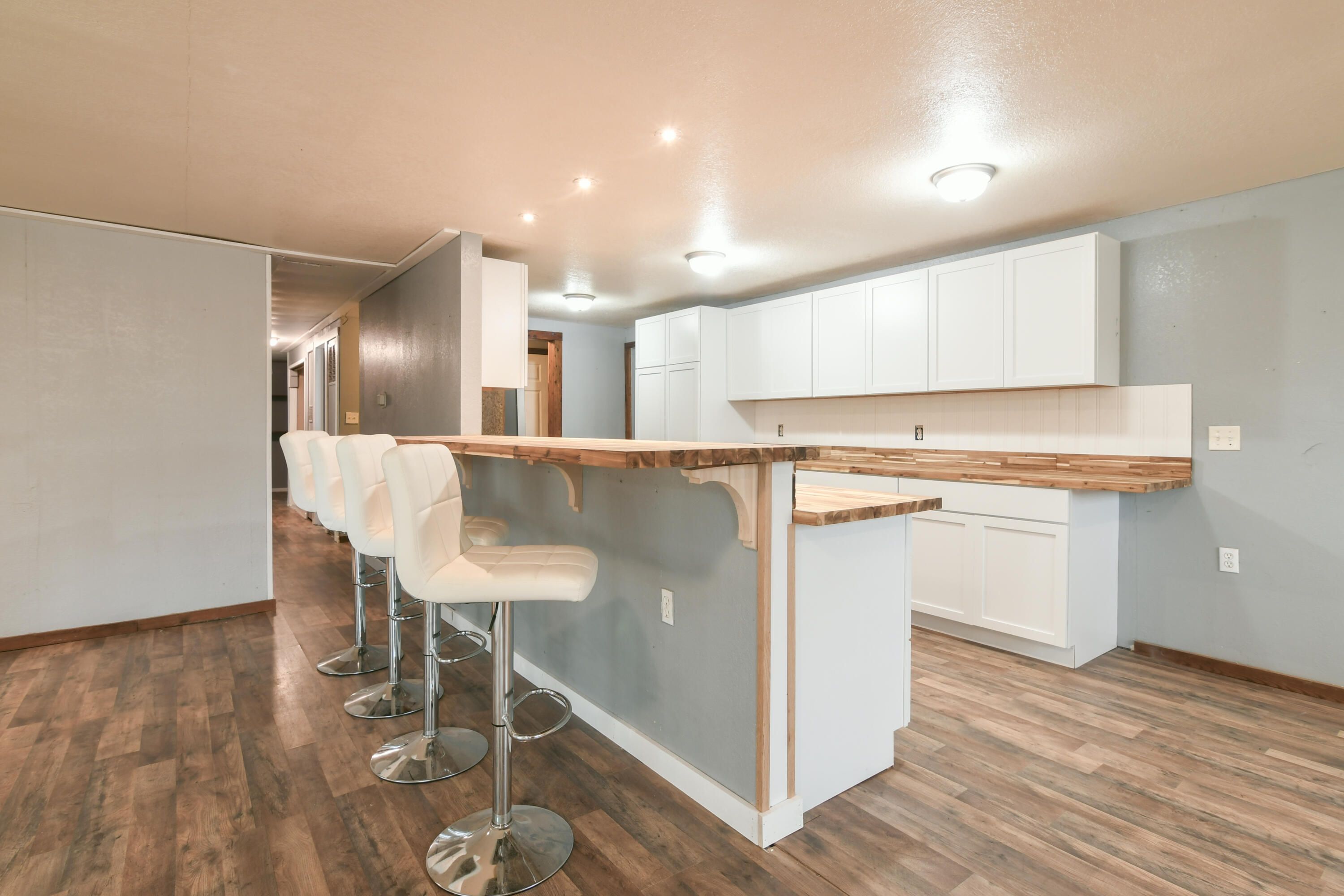 2145 Cotton Rock Road Property Photo 9