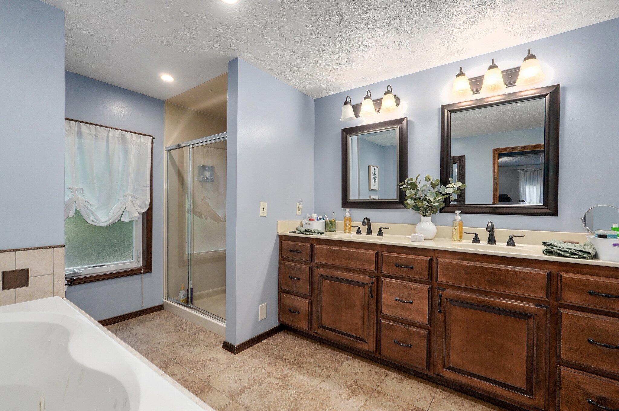 251 Holly Lane Property Photo 16