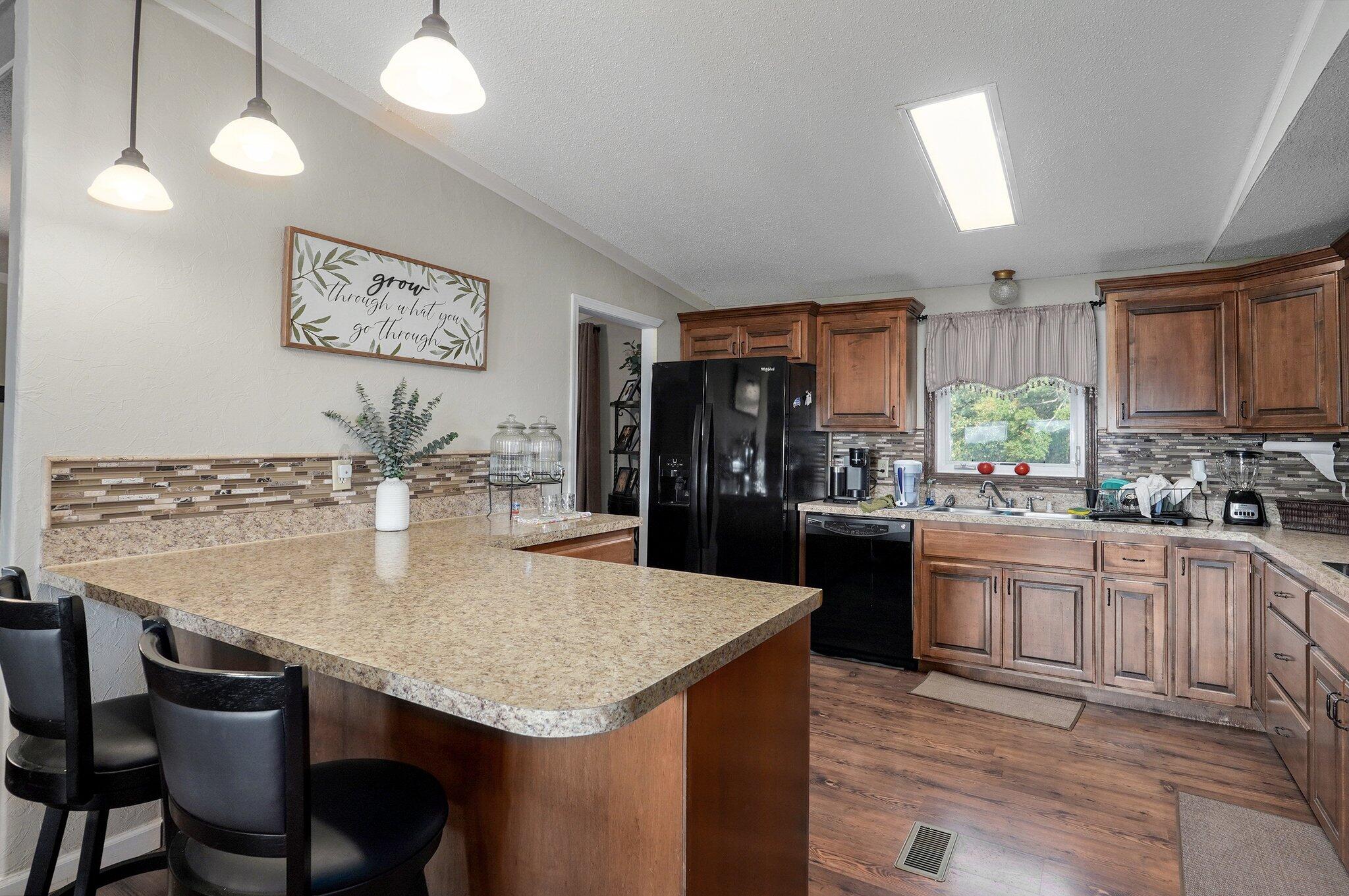 251 Holly Lane Property Photo 25