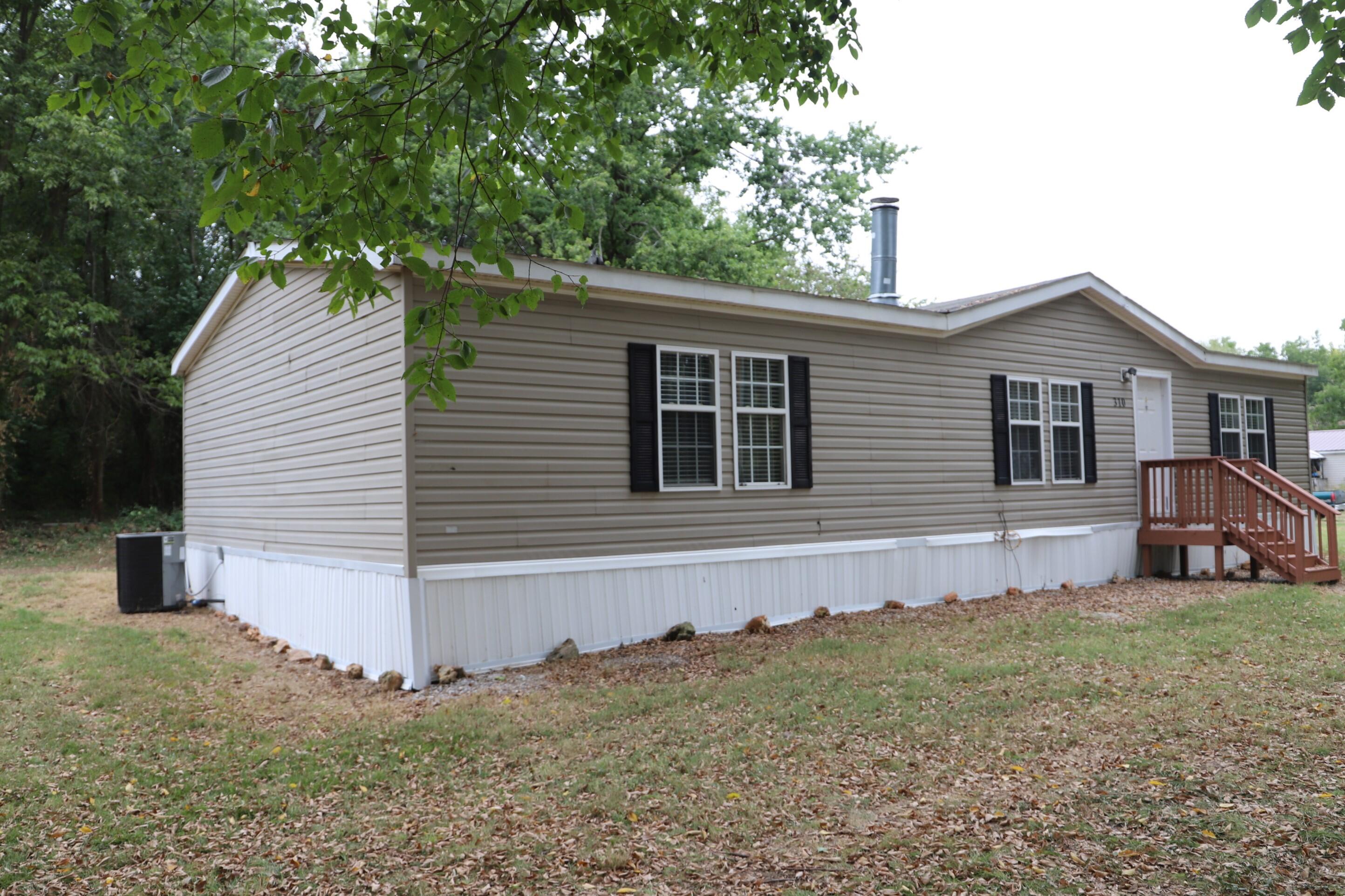 310 Elm Street Property Photo 14