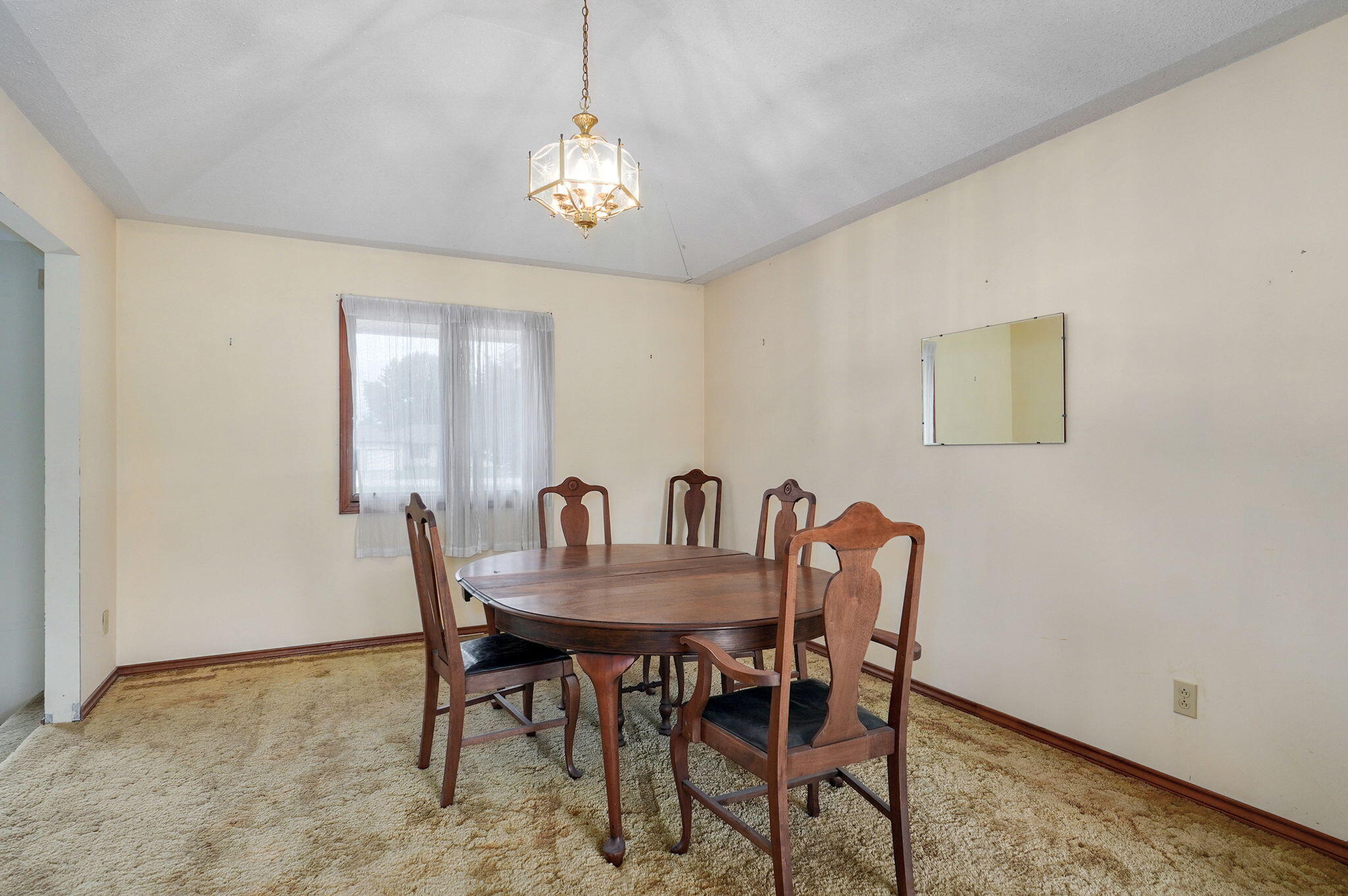 1206 Parkway Drive Property Photo 10