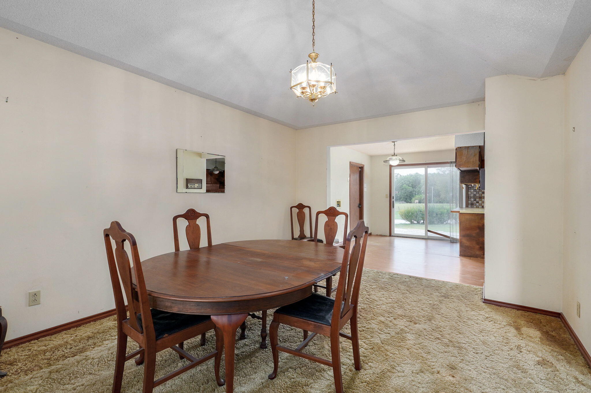 1206 Parkway Drive Property Photo 11