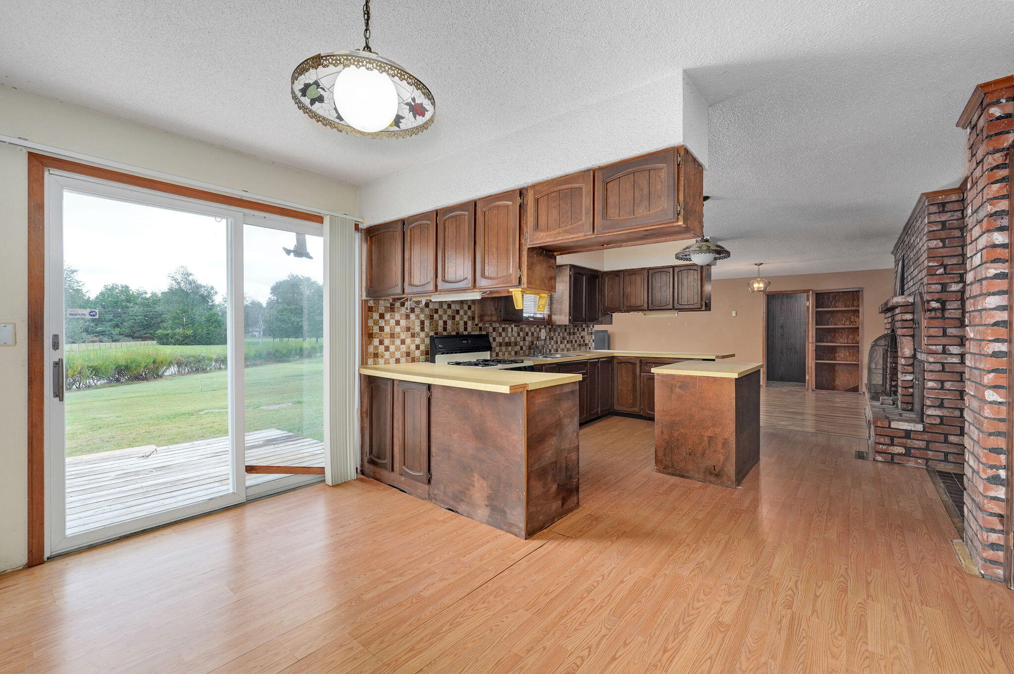 1206 Parkway Drive Property Photo 13
