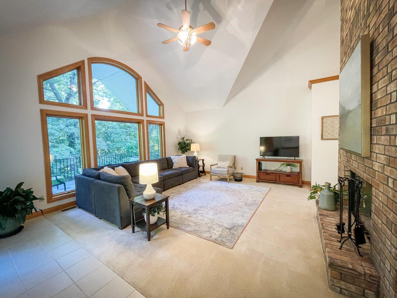 6643 East Turner Springs Drive Property Photo 6