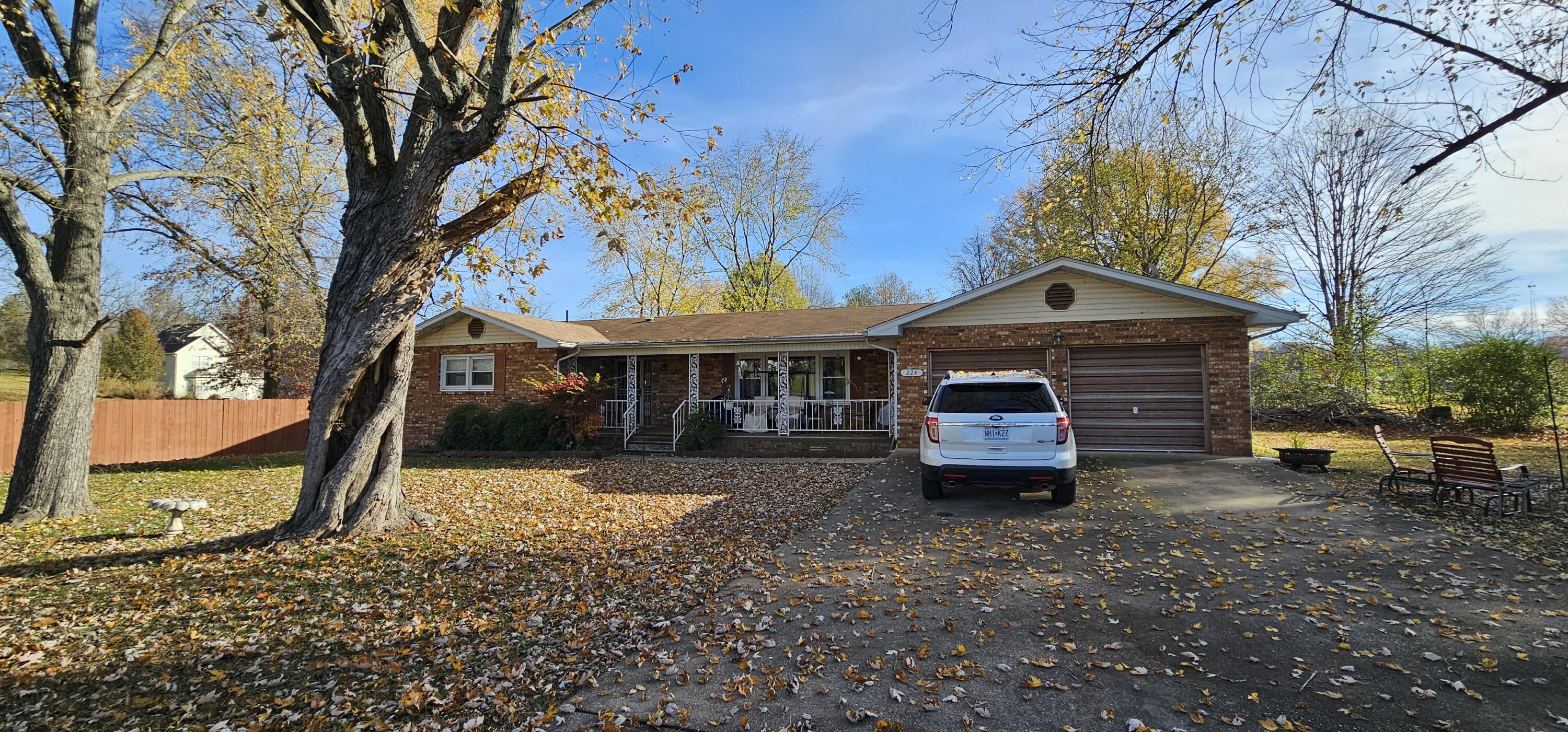 224 Crawford Street Property Photo 1