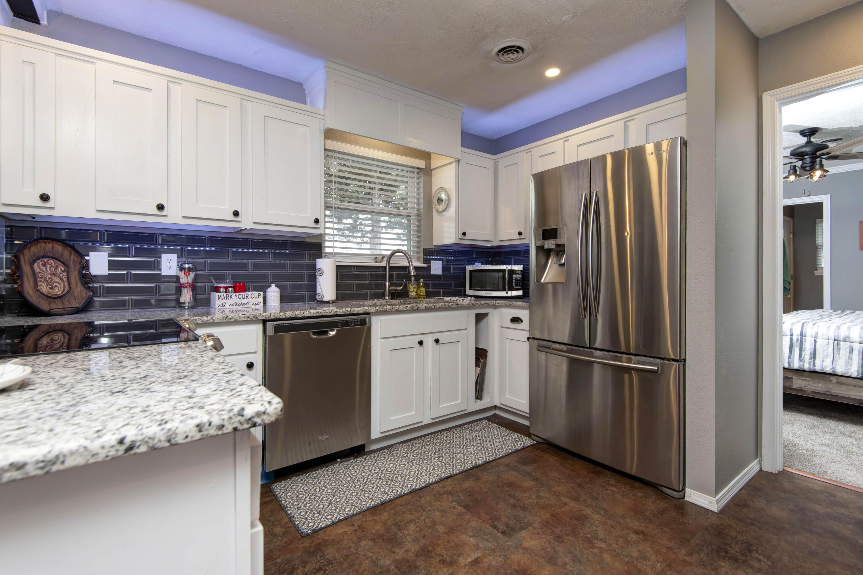 20 Clear Cove Drive Property Photo 10