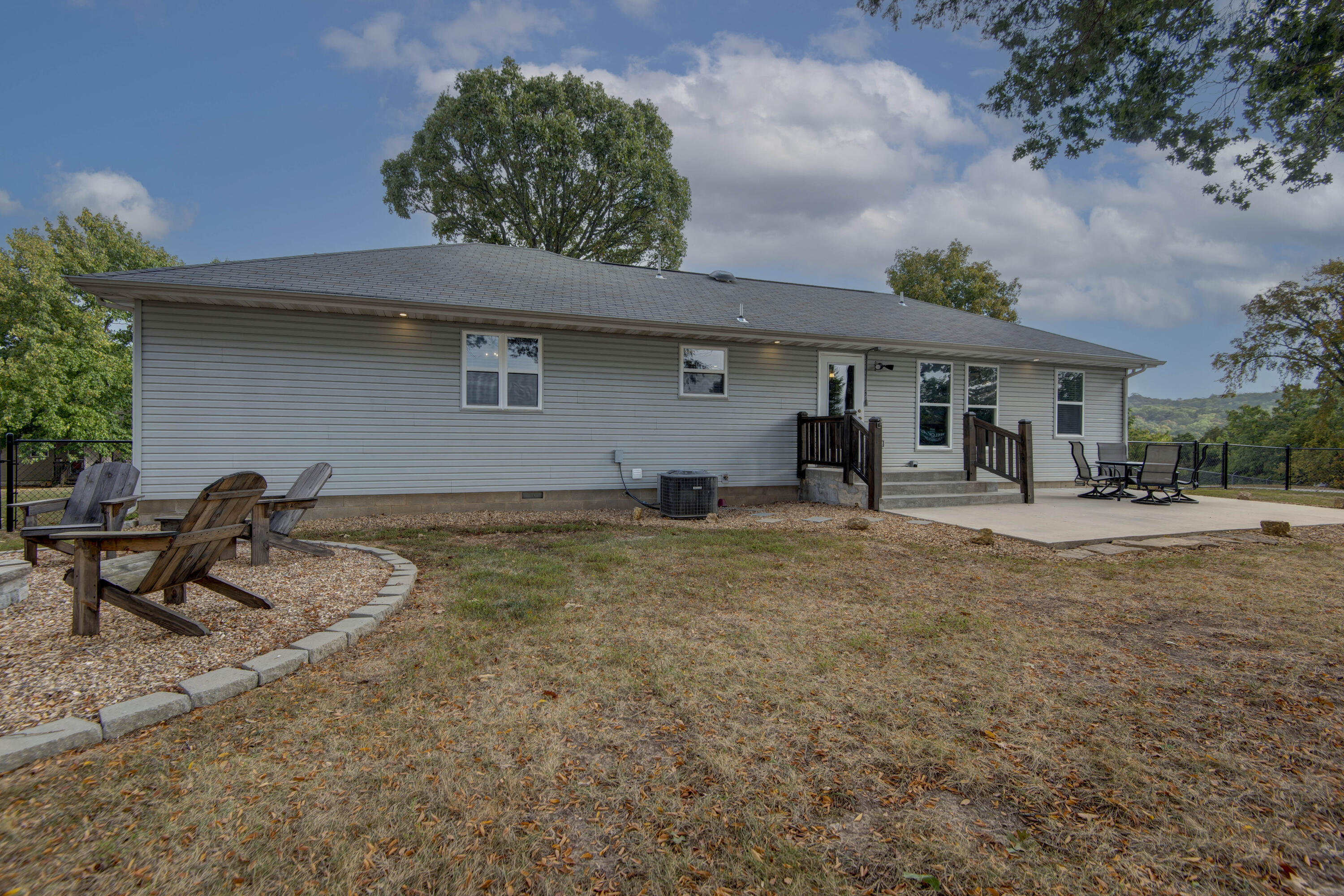 20 Clear Cove Drive Property Photo 28