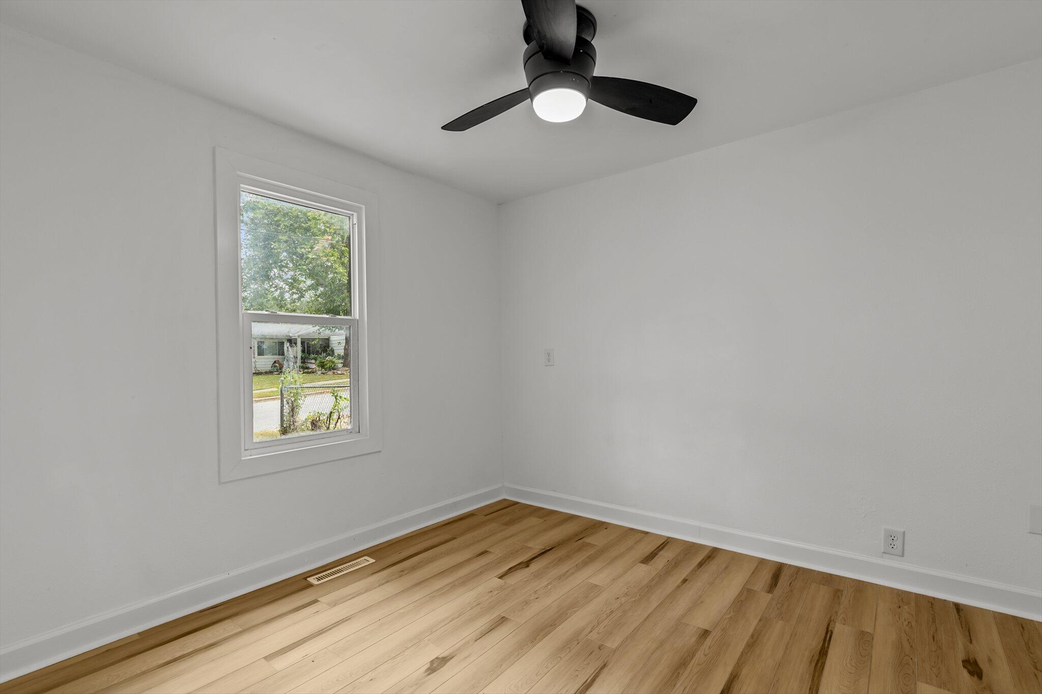 920 West Kerr Street Property Photo 13