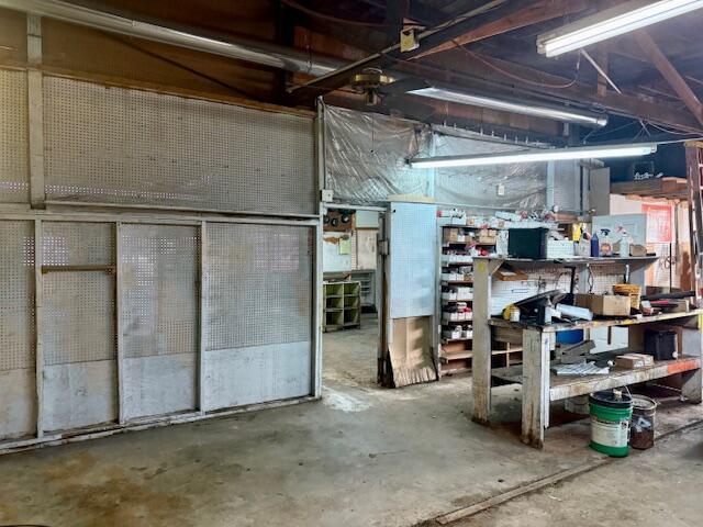 104 South Pine Street Property Photo 18