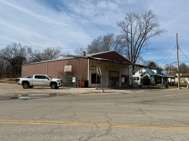 104 South Pine Street Property Photo 19