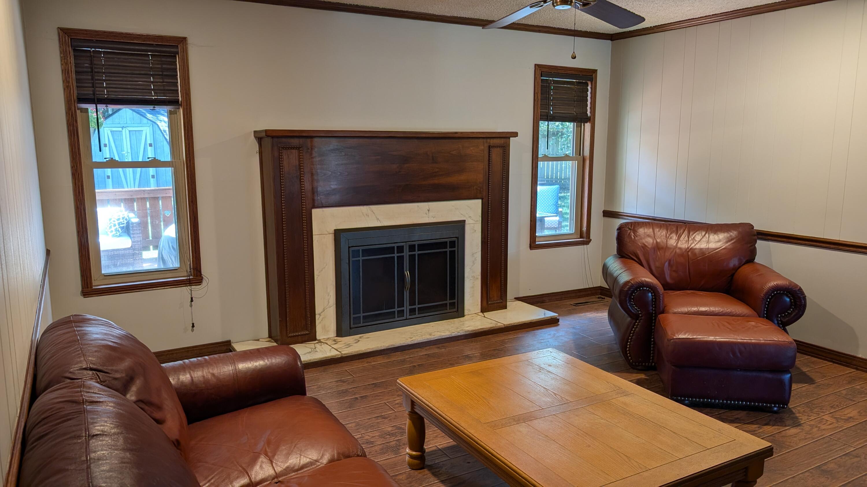 627 Oak Grove Avenue Property Photo 16