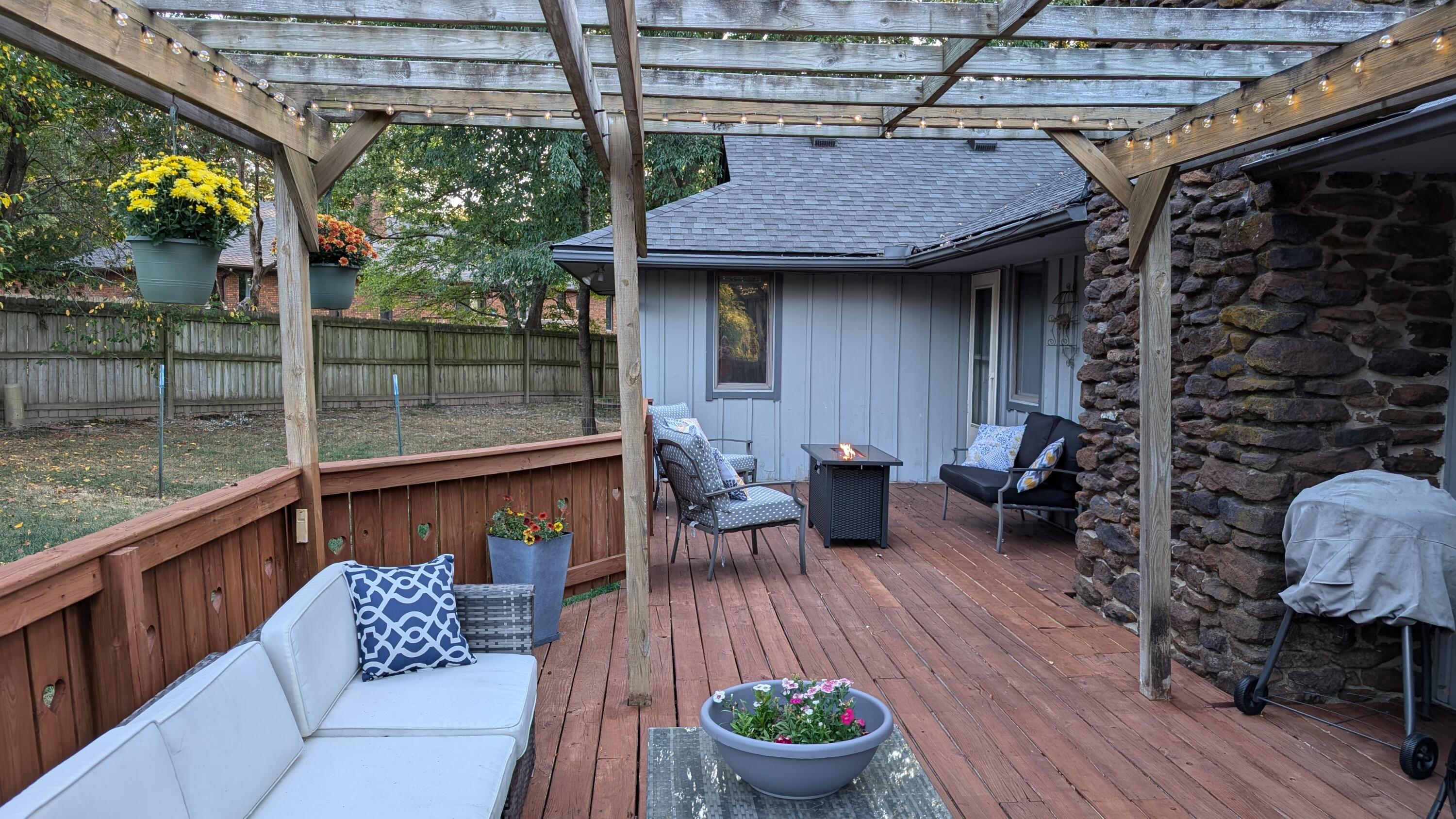 627 Oak Grove Avenue Property Photo 30
