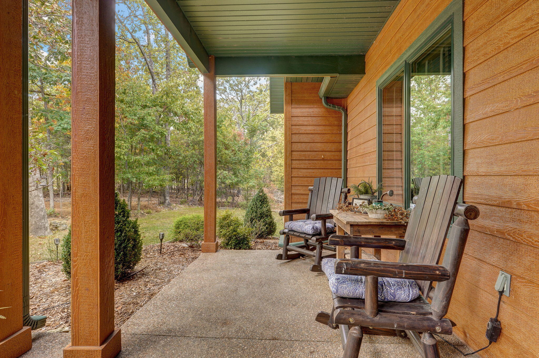 1056 Bread Tray Mountain Road Property Photo 7
