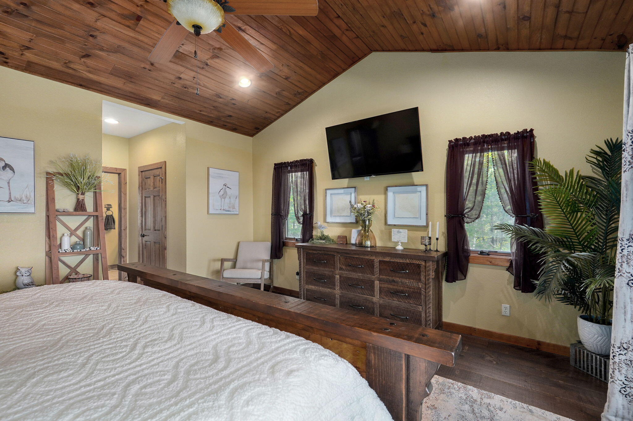1056 Bread Tray Mountain Road Property Photo 32
